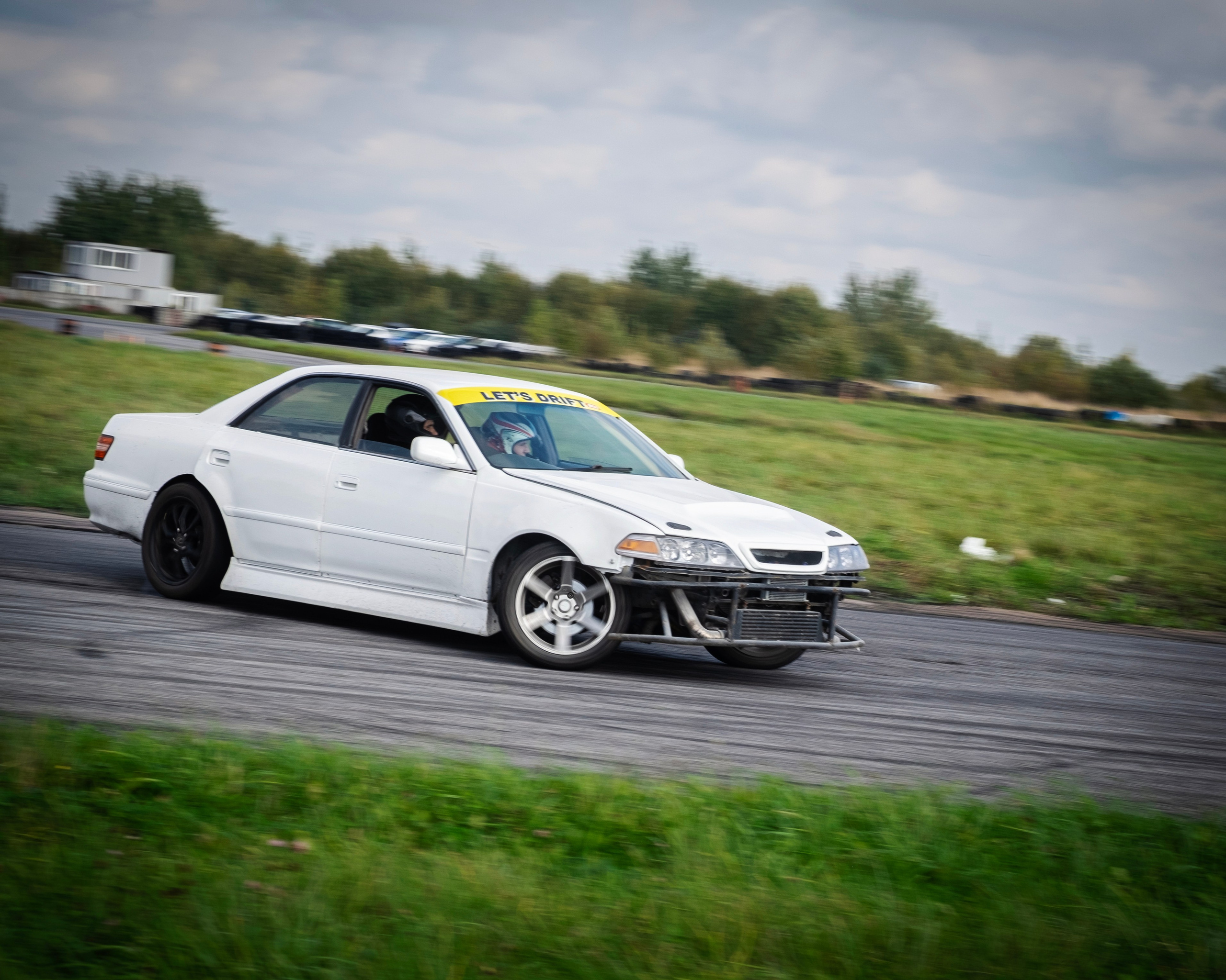 AUTODROM FEST 21.09.25. Автомобильные фотографии и рисунки в Санкт-Петербурги Пашков Дмитрий