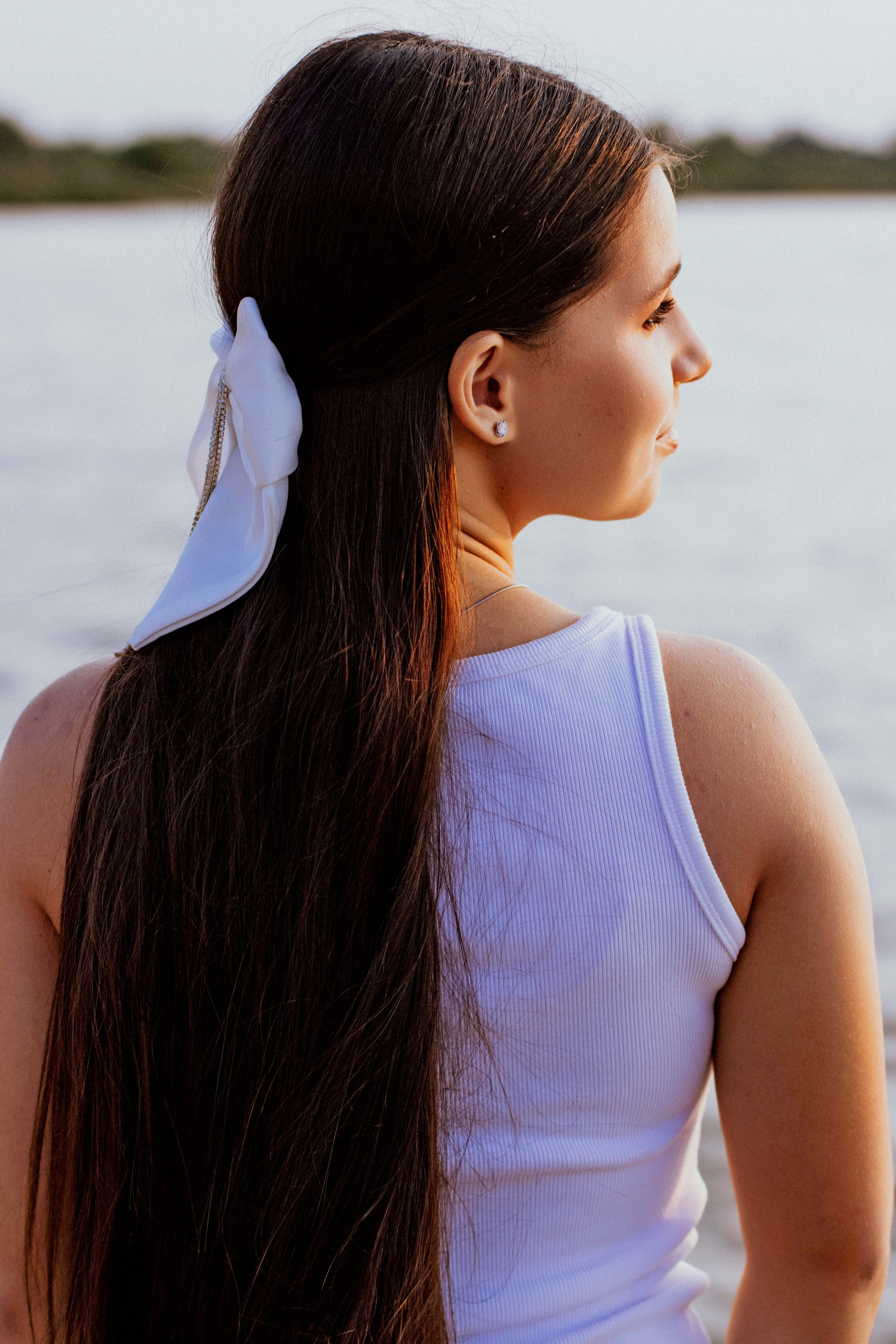 Эмилия у озера. Фотограф Татьяна Матрос