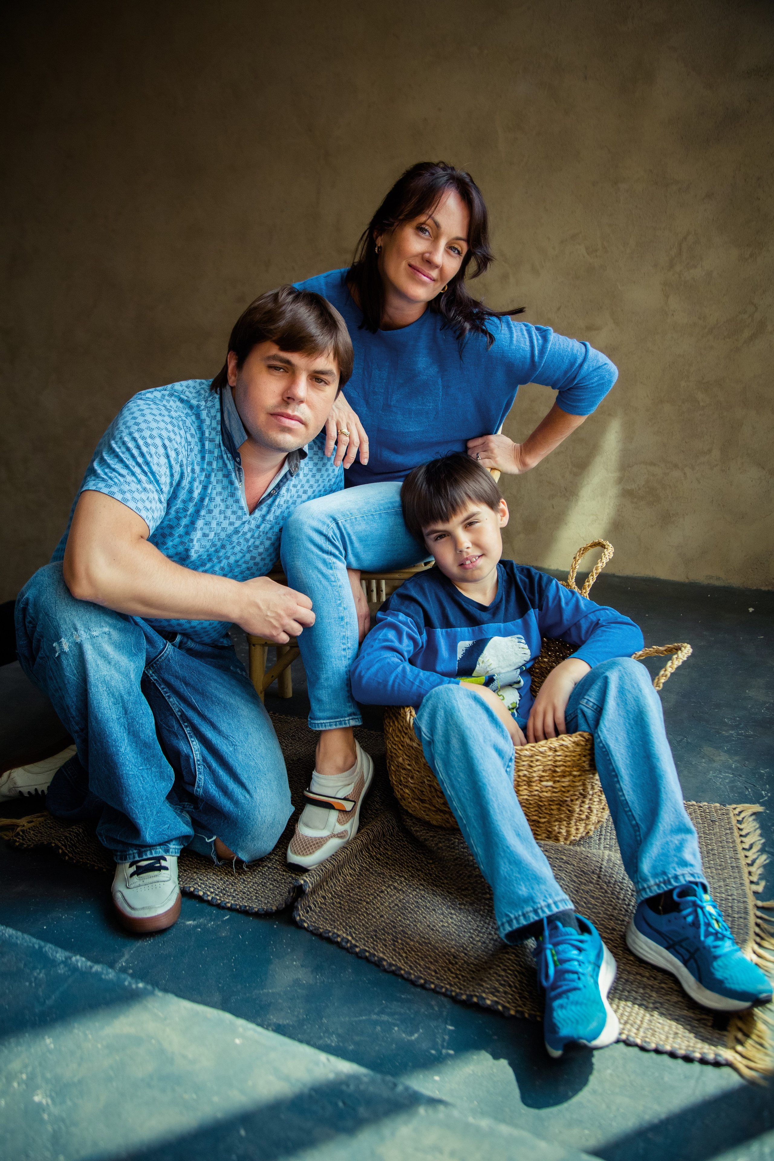 Семейная студийная фотосессия. Свадебный и семейный фотограф в Москве и Подмосковье Лариса Козлова