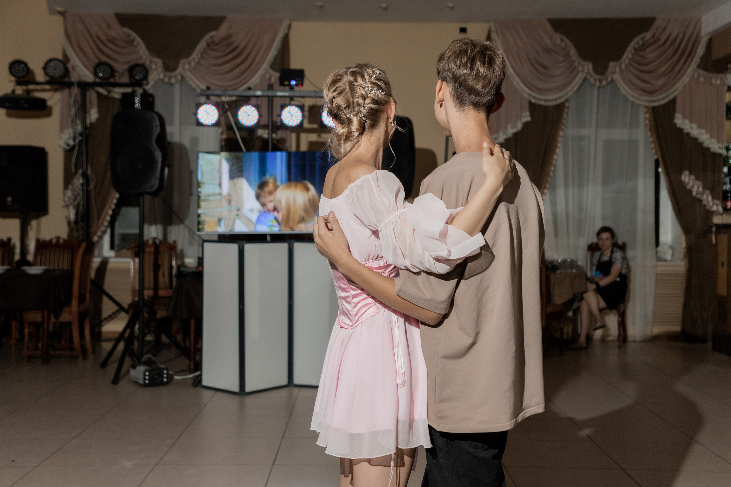 Роман и Александра (банкет). Свадебный фотограф Ангелина Сунгатулина | Саратов | Балаково | Вольск