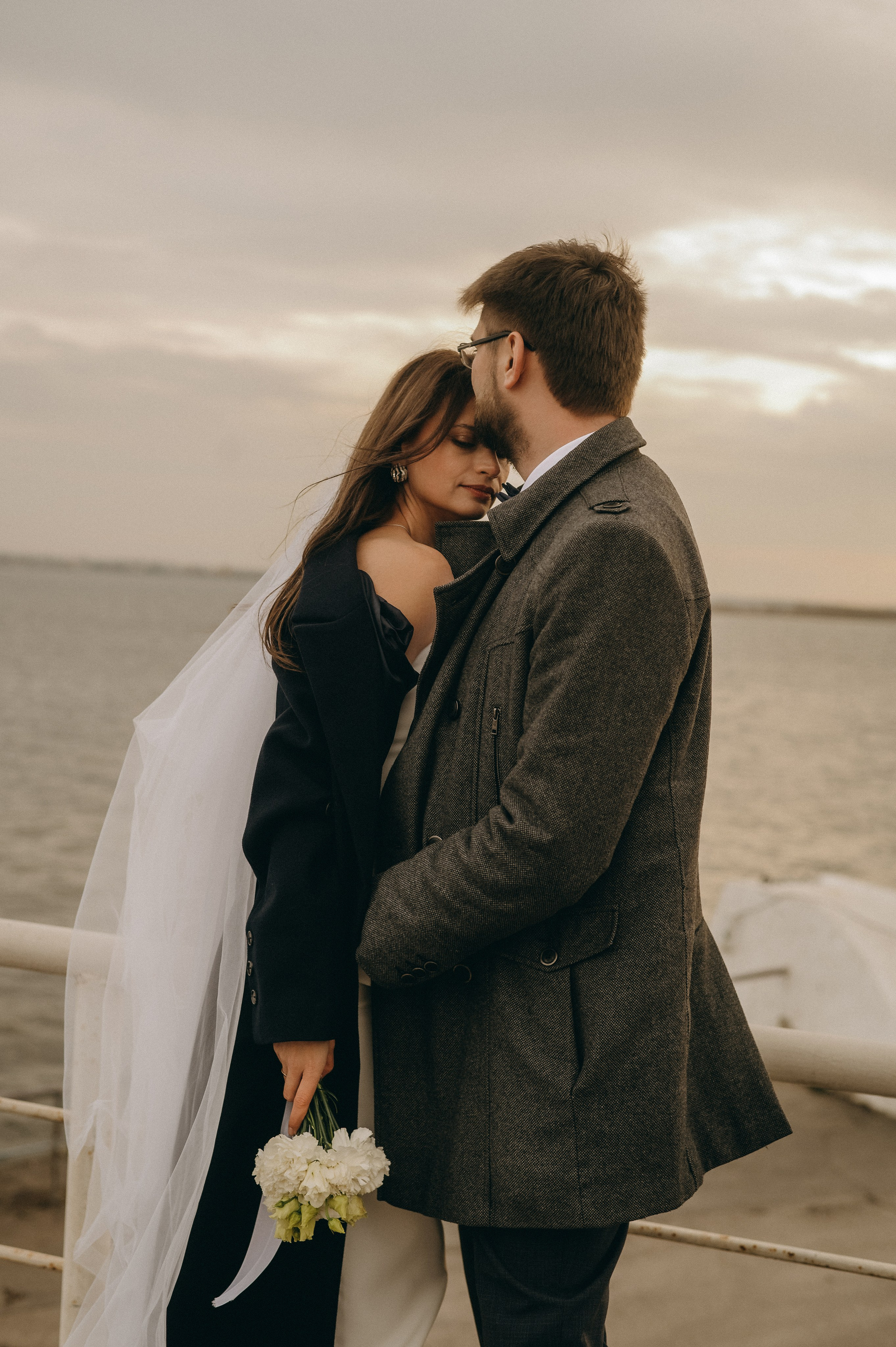 Дарья и Дмитрий — ноябрьская история. Фотограф Мария Стрелкова