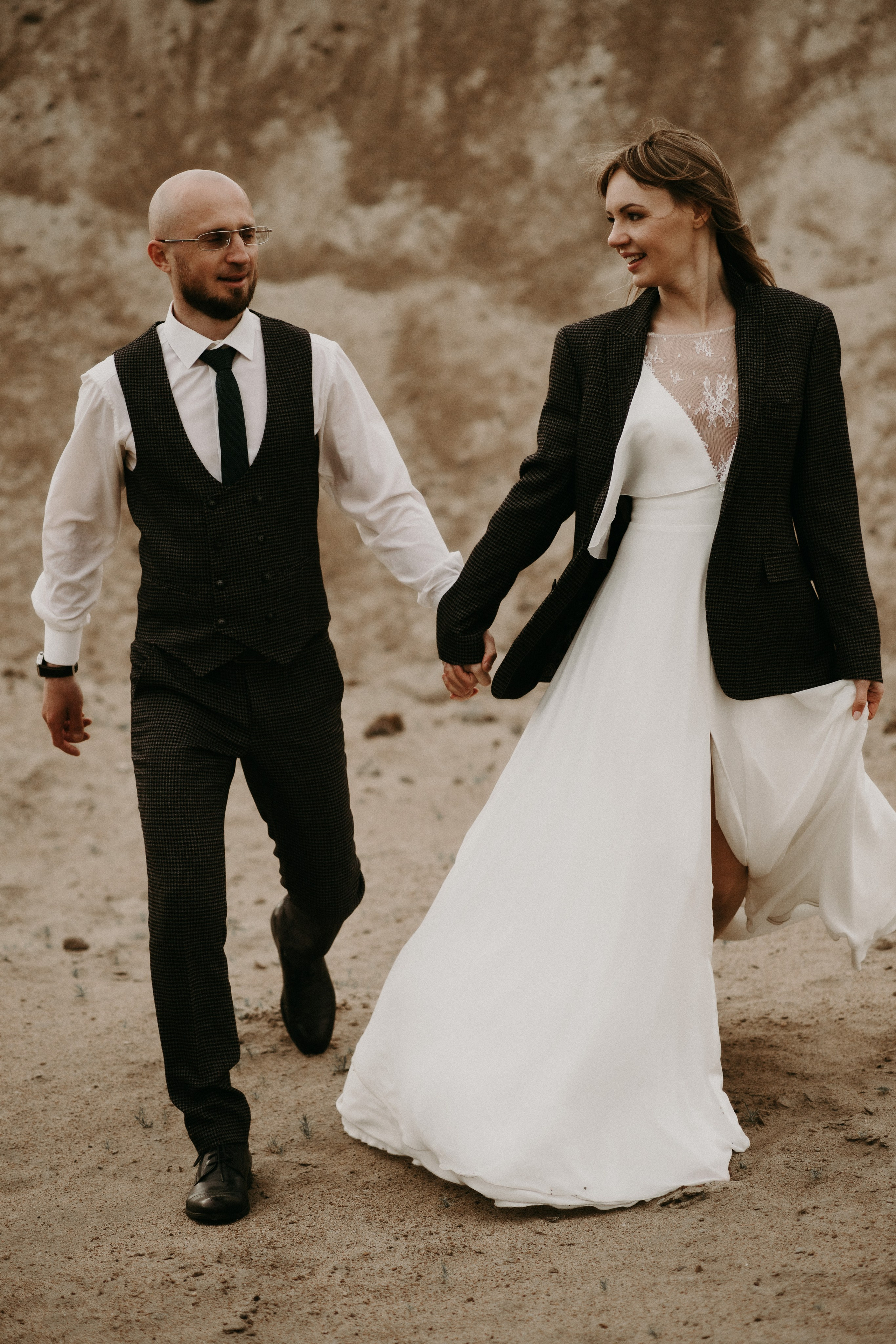 В песках на закате. Креативный и женский Фотограф Омске Наталья Лебедева