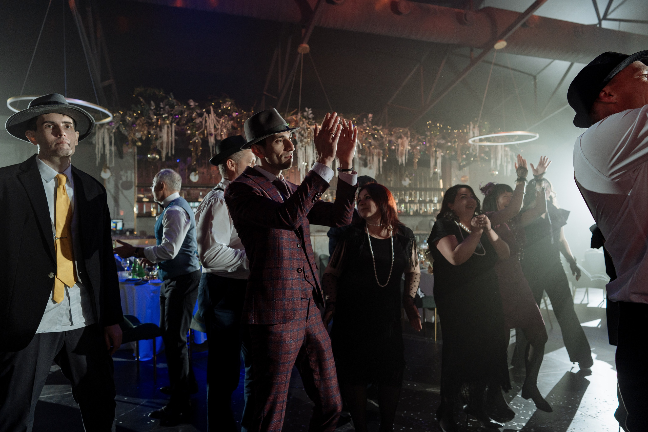 Альбион Тур