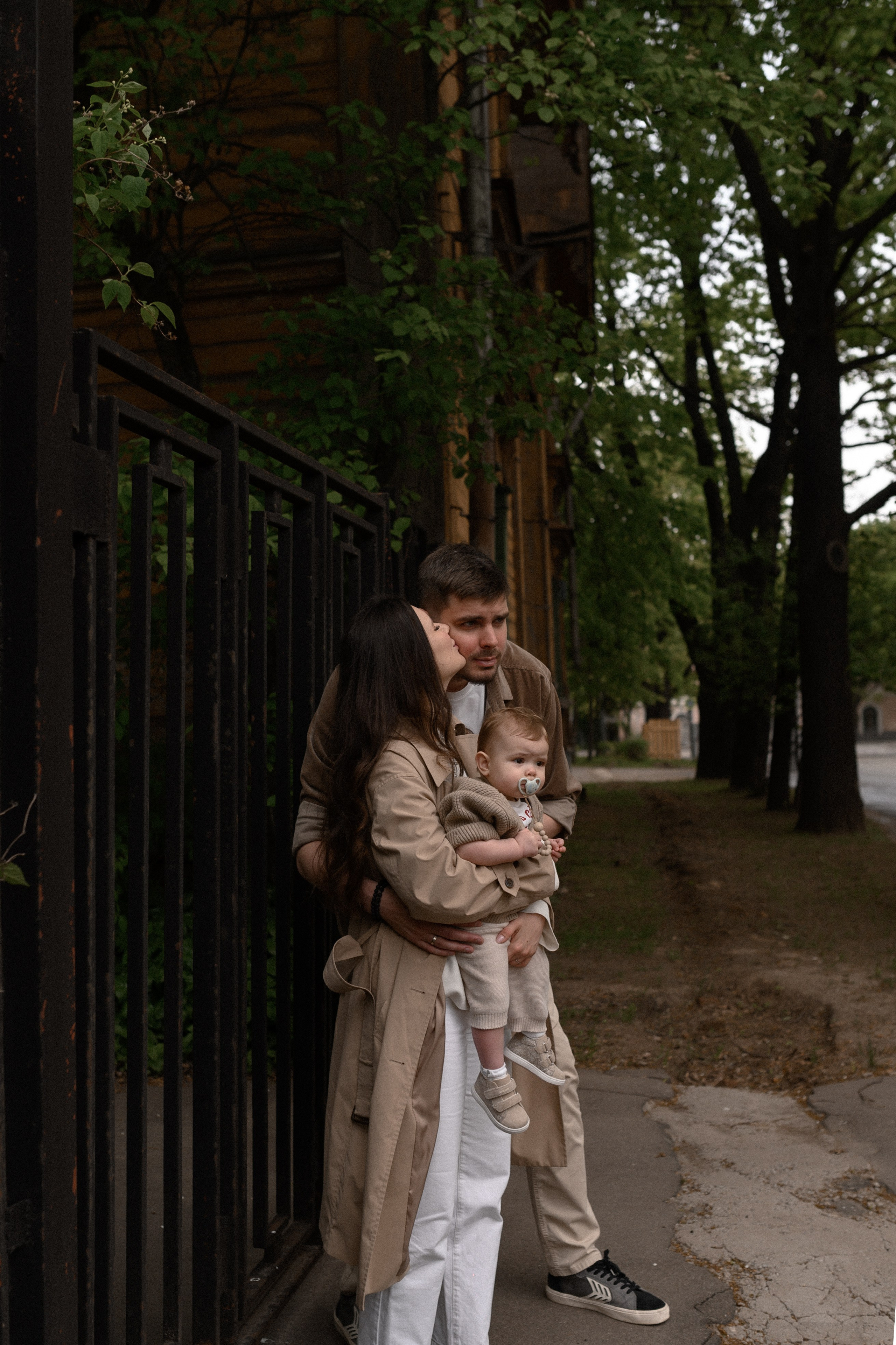 Даня, Лида и Эмма. Прогулка по усадьбе. Семейный и свадебный lifestyle-фотограф в Москве Мария Петрова