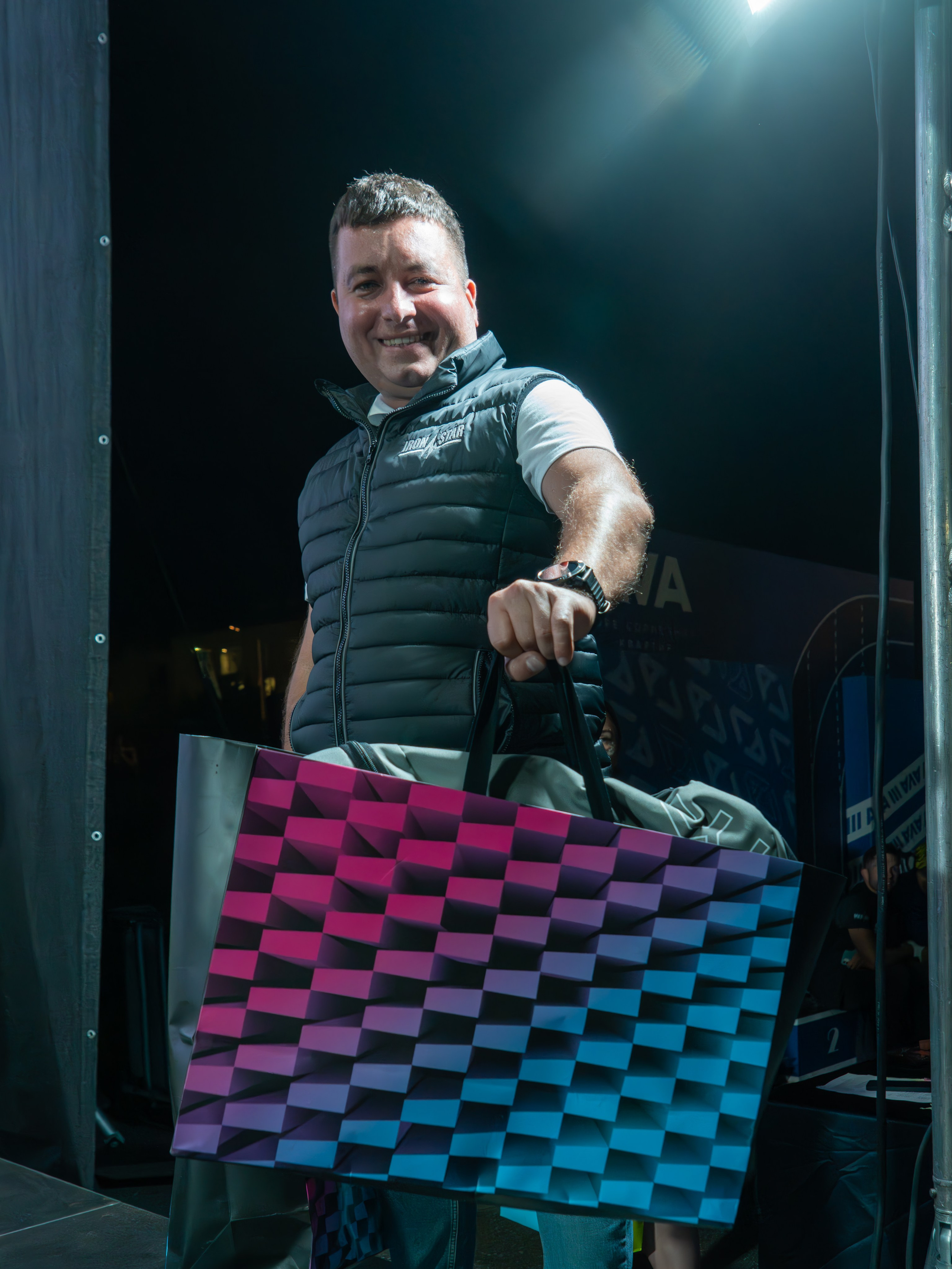 Фотоотчет партнерской интеграции для компании TELE2 на фестивале Ironstar. Репортажный фотограф в Красной Поляне и Сочи Павлюченко Екатерина