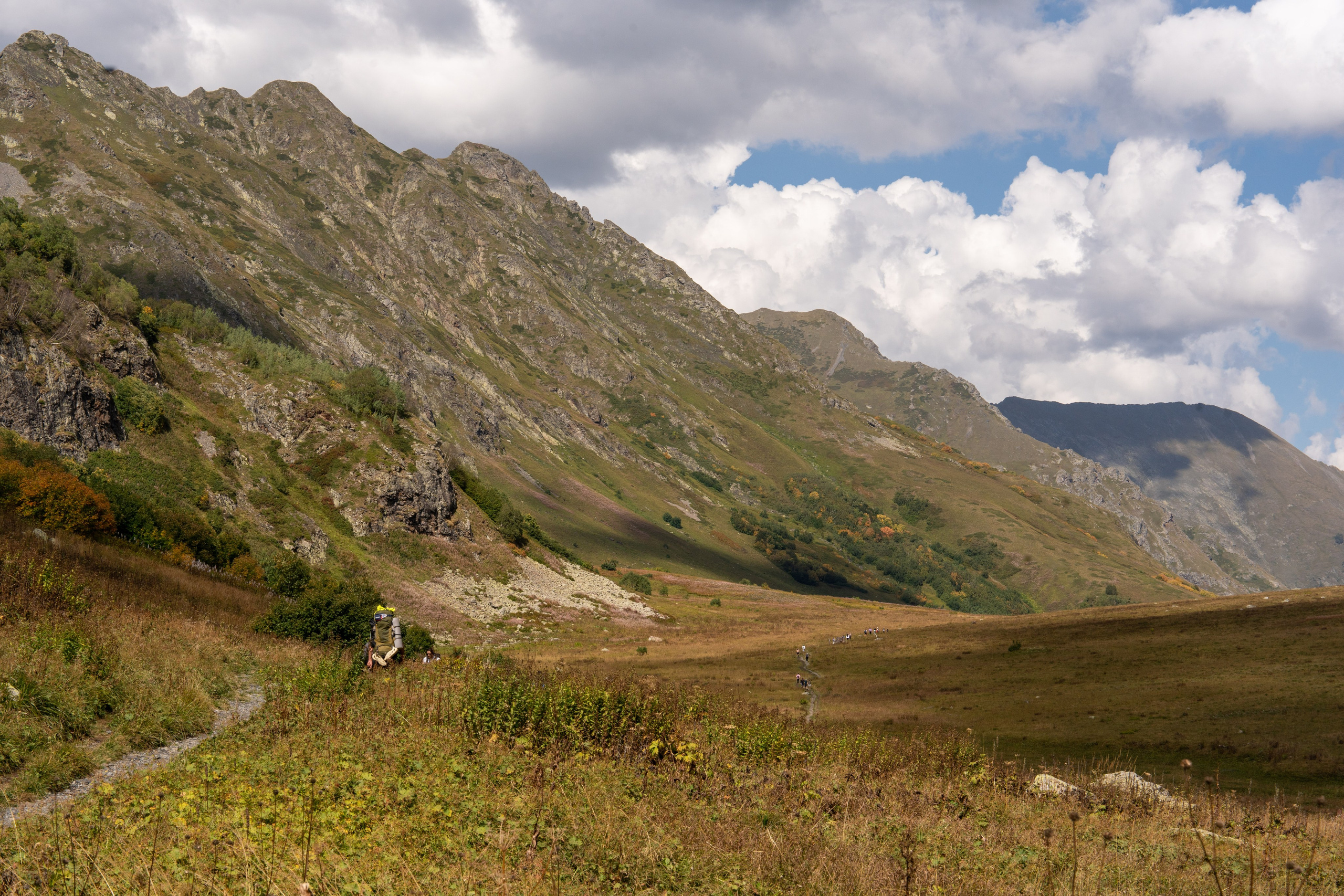 Поход для профсоюза курорта «Газпром Поляна» на Бзерпинский карниз. Репортажный фотограф в Красной Поляне и Сочи Павлюченко Екатерина