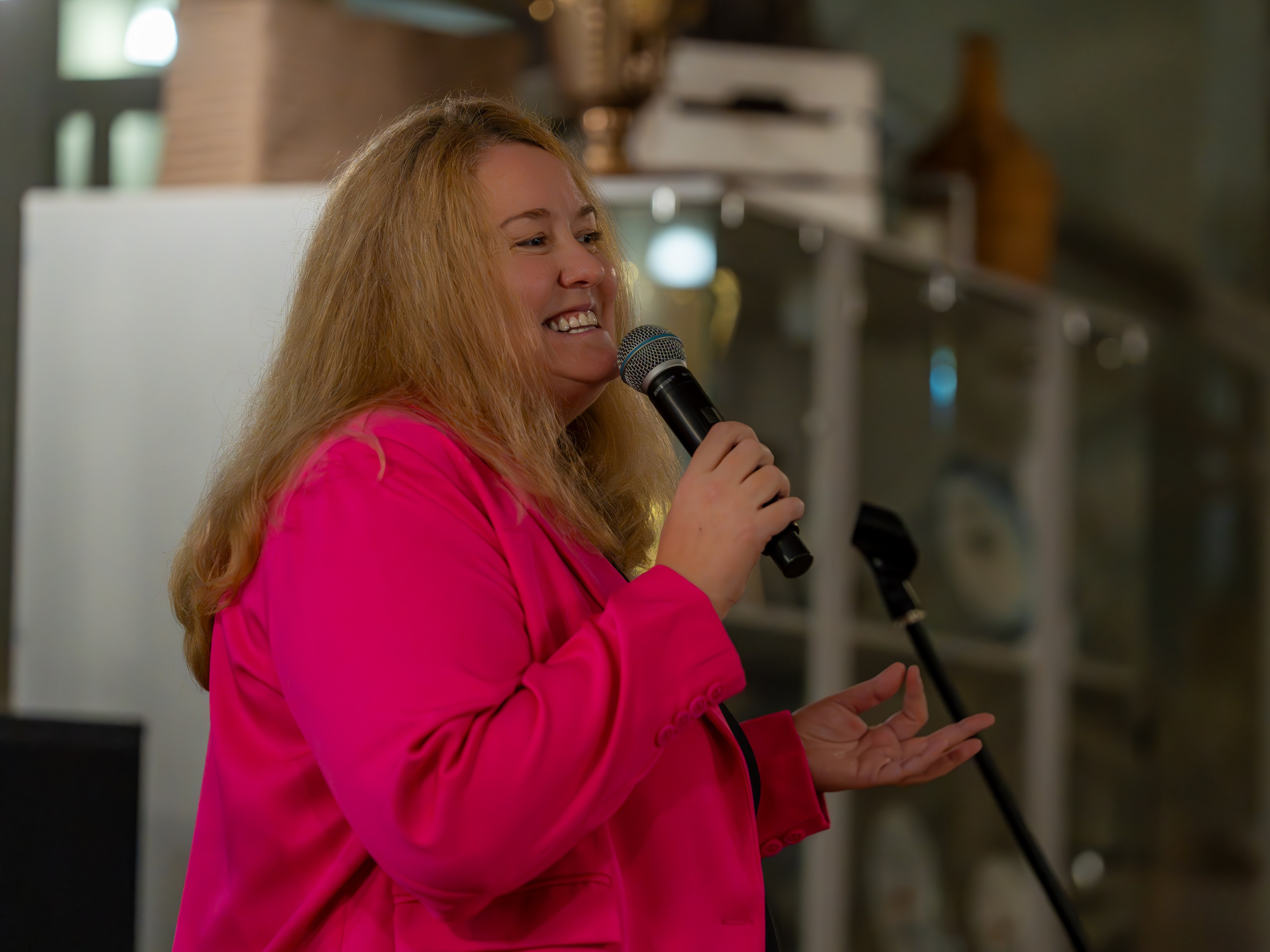 Литературная мастерская с Ольгой Шутовой в «Винотеррии». Репортажный фотограф в Красной Поляне и Сочи Павлюченко Екатерина