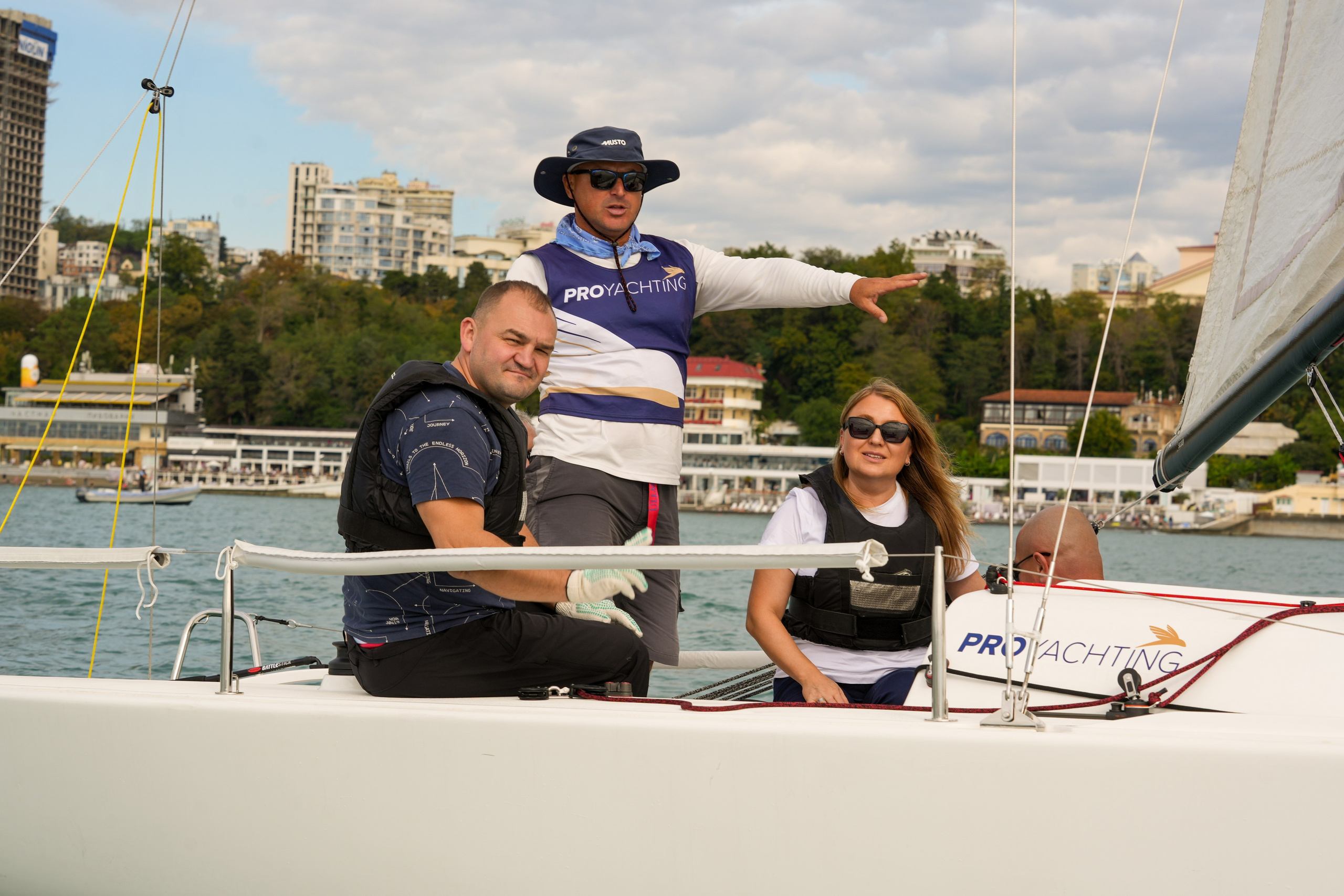 Яхтенная регата для компании Агрегатка. Репортажный фотограф в Красной Поляне и Сочи Павлюченко Екатерина
