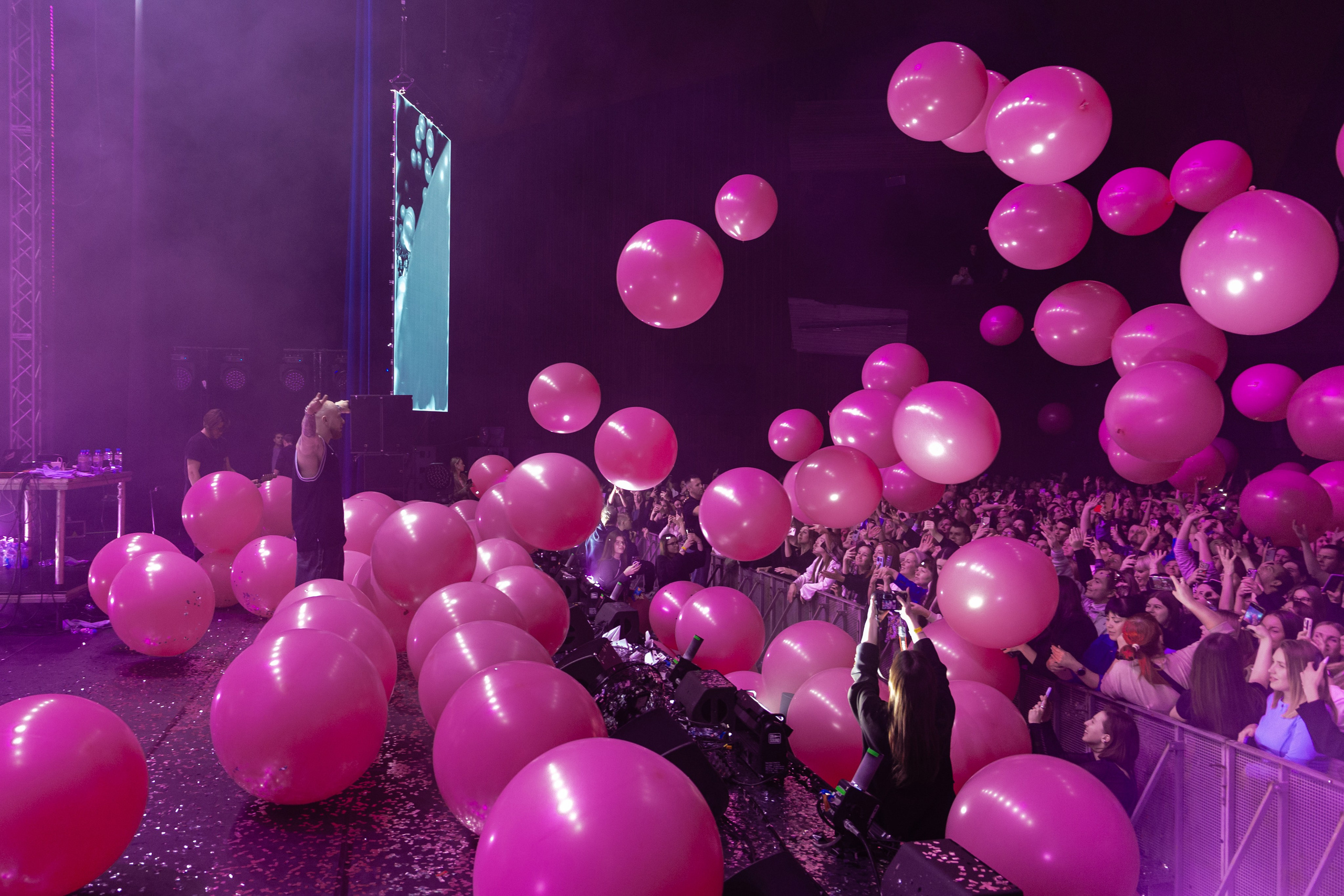 Концерт Лёши Свика