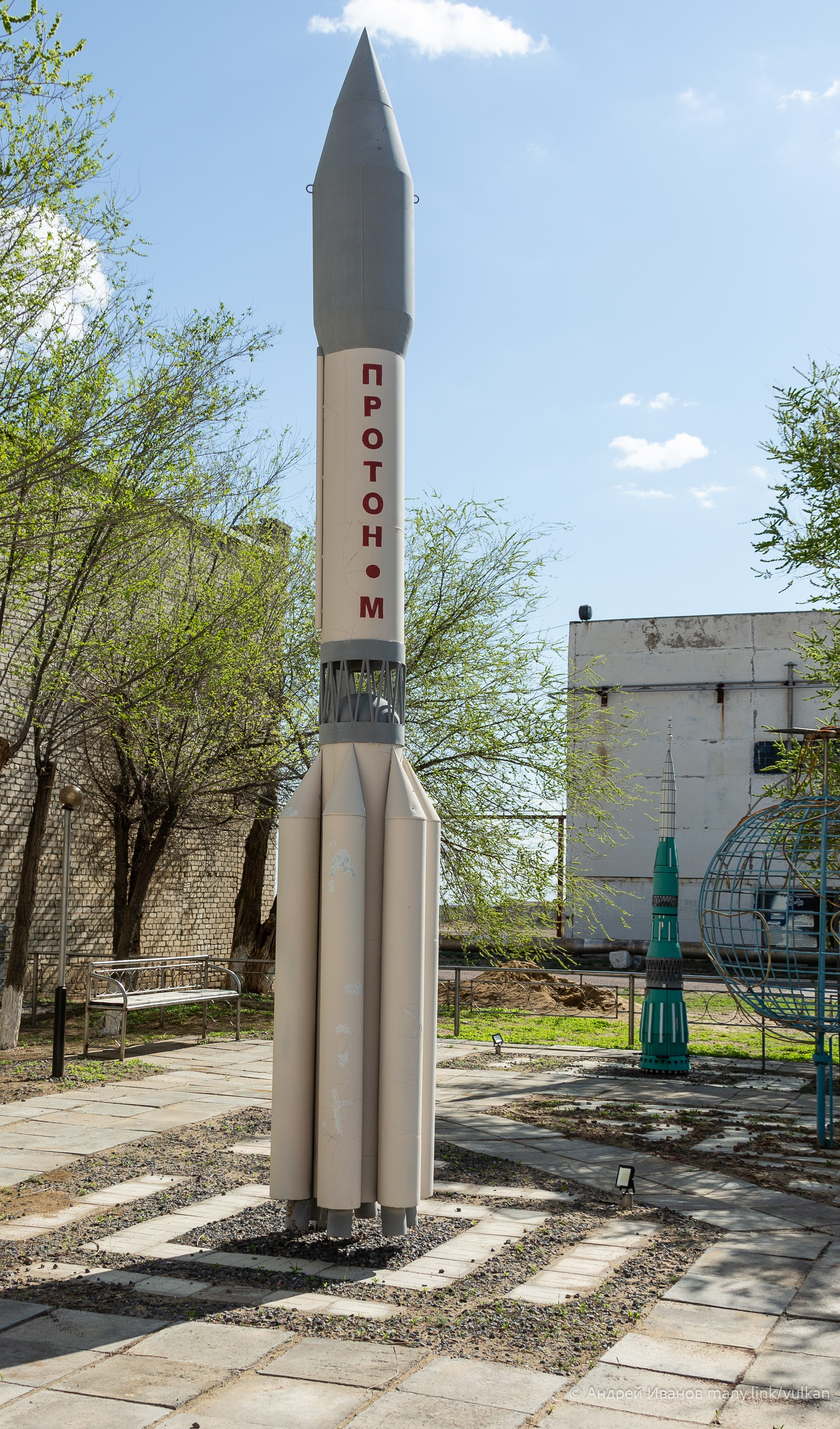 Перелёт на Байконур в 2026 г на самолётах АОН. Фотоальбом показывающий увлекательный мир авиации и мир медведей Андрея Иванова