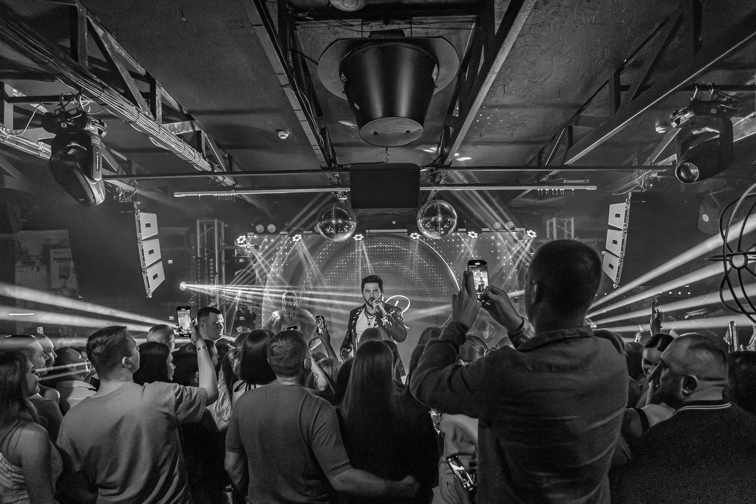 «АВРААМ РУССО"_Чайка на пляже_Ялта_21.06.2025. Аминов Руслан | Фотограф