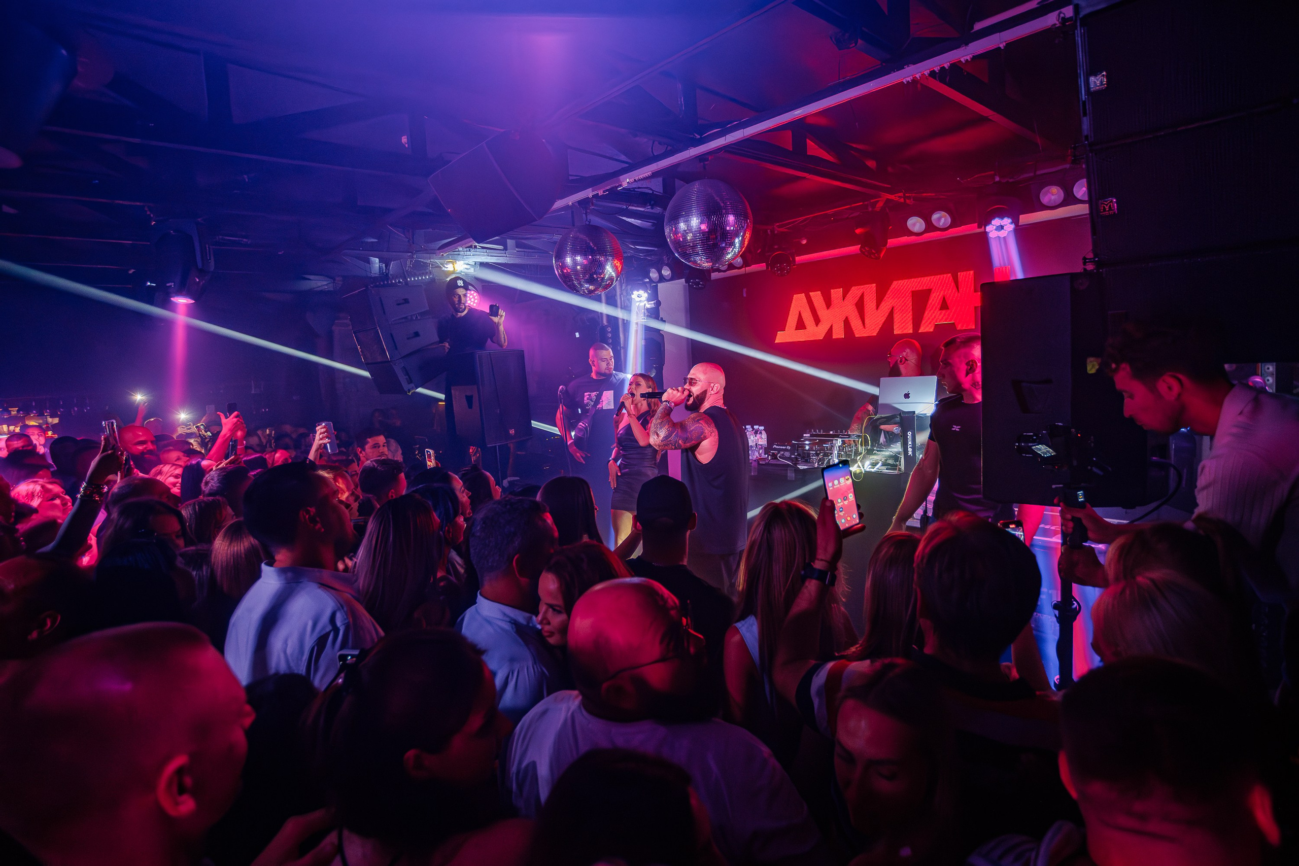 «Джиган"_Чайка на пляже_Ялта_12.07.2025 г. Аминов Руслан | Фотограф