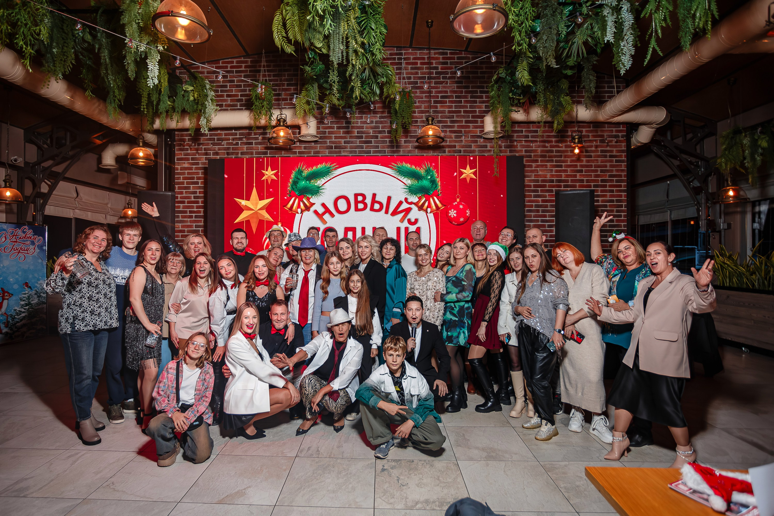 Новый годный АнтиКвиз_Palmira Palace_Ялта_15.12.2024. Аминов Руслан | Фотограф