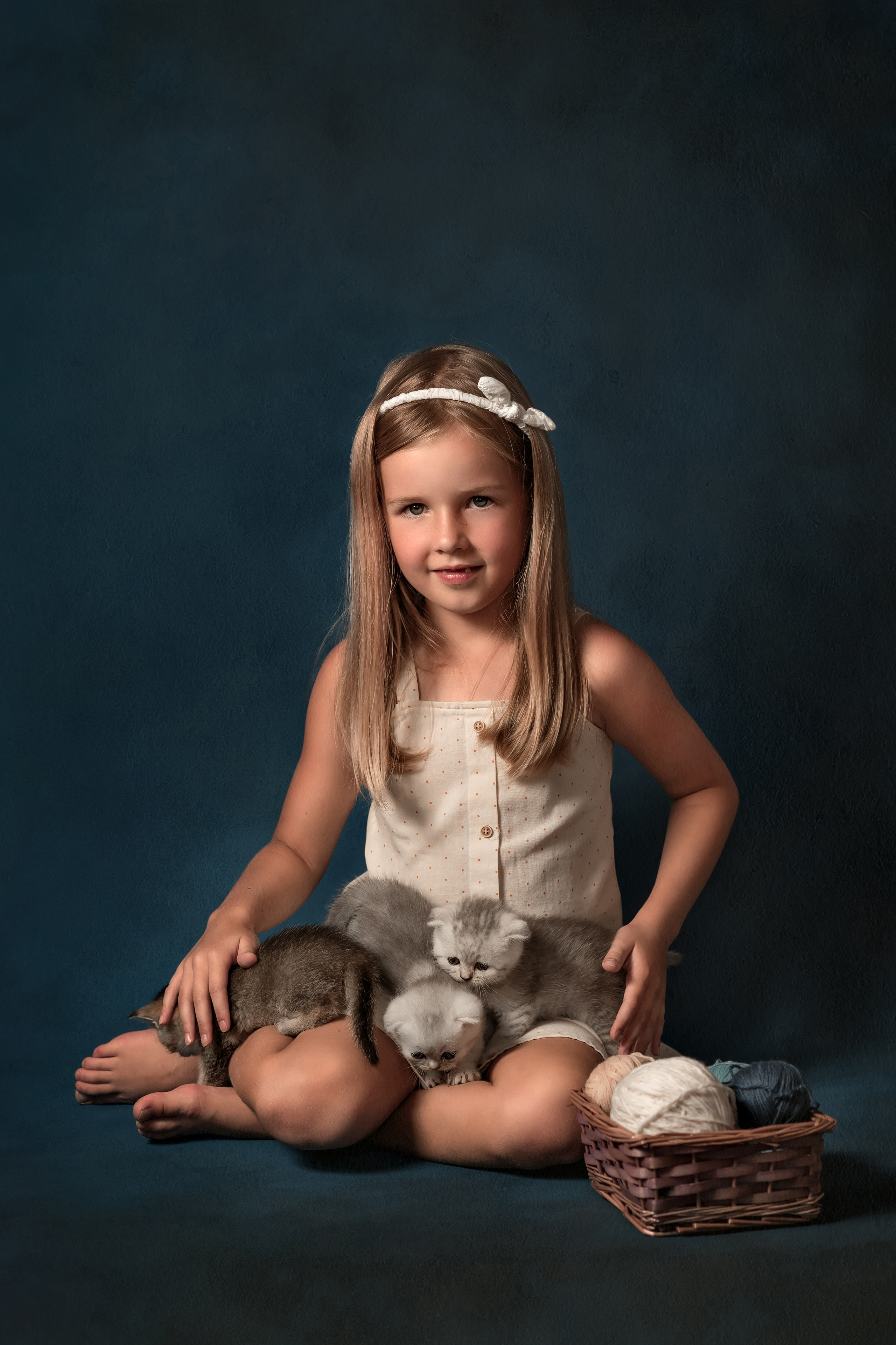 Лена и котята. Фотограф Саратов Юлия Петрова