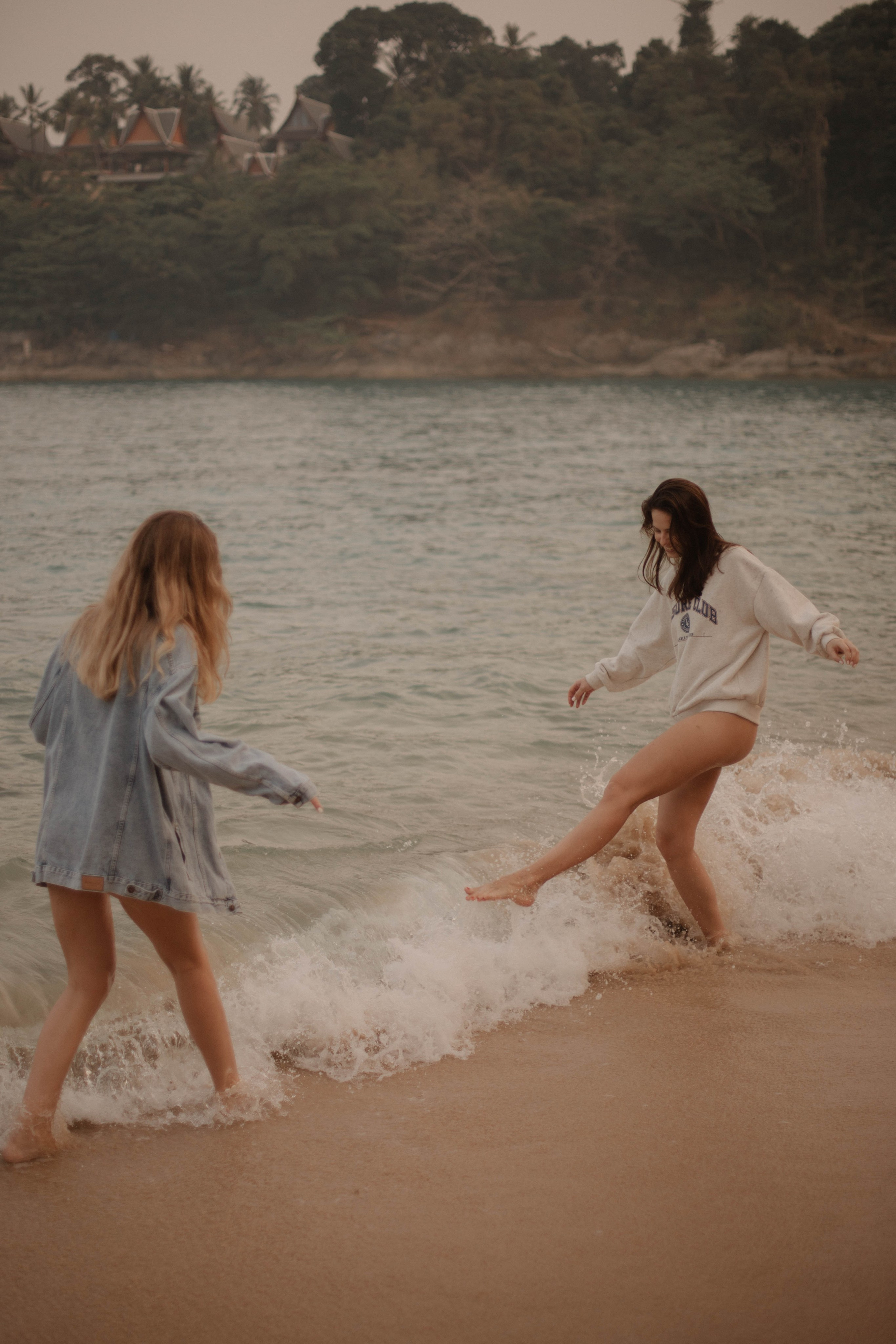 Ирина и Ольга. Наталья Симчук — Фотограф. LoveStory, индивидуальные, семейные съемки