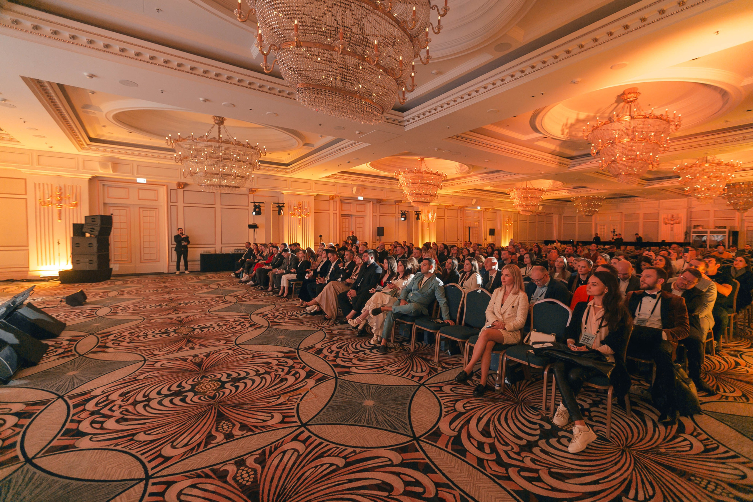 INVEST DUBAI EXPO MOSCOW'23. Репортажный фотограф Андрей Герасимов