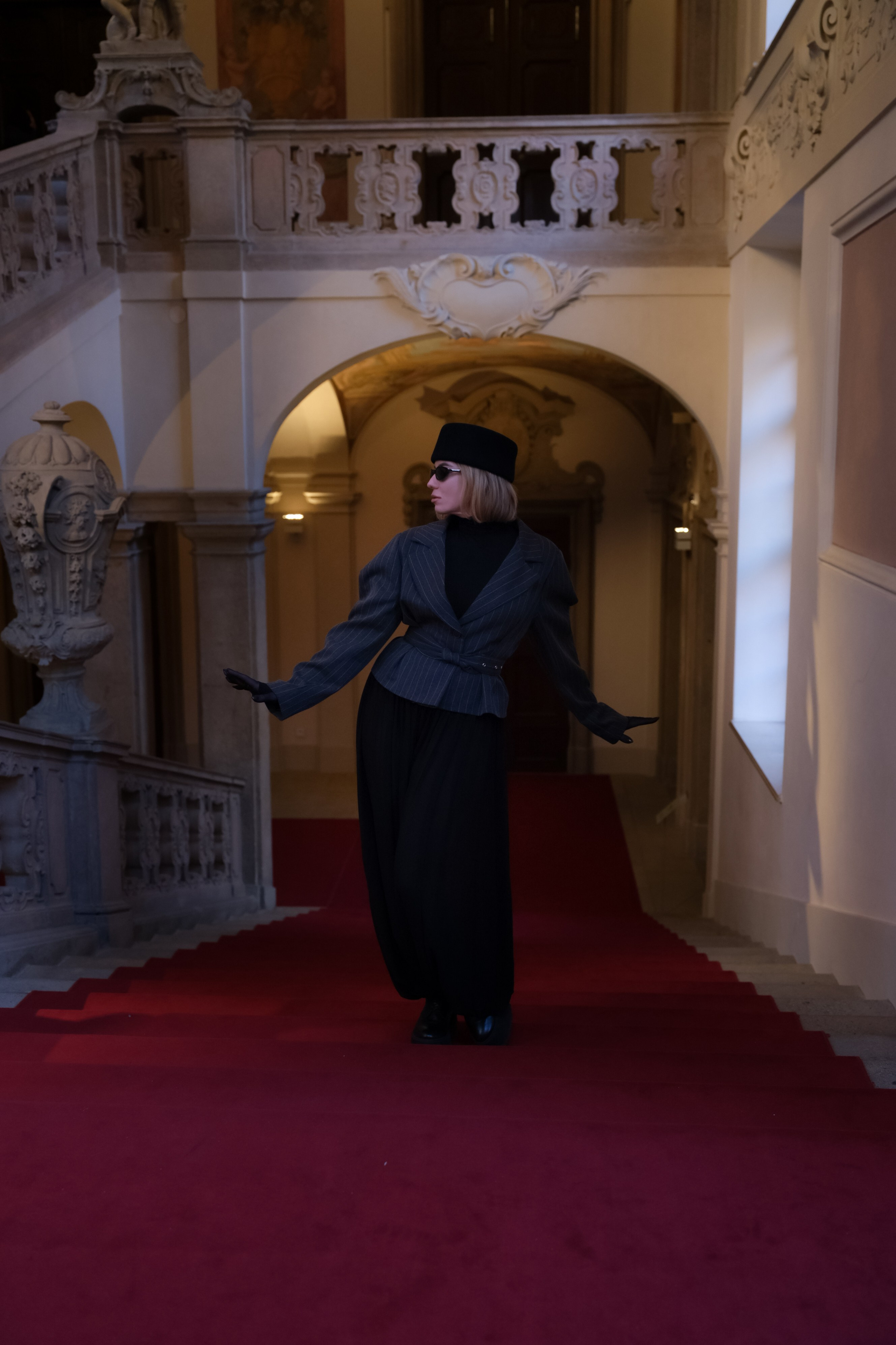 Во дворце. Фотограф в Москве и Праге: индивидуальные портреты, парные фотосессии