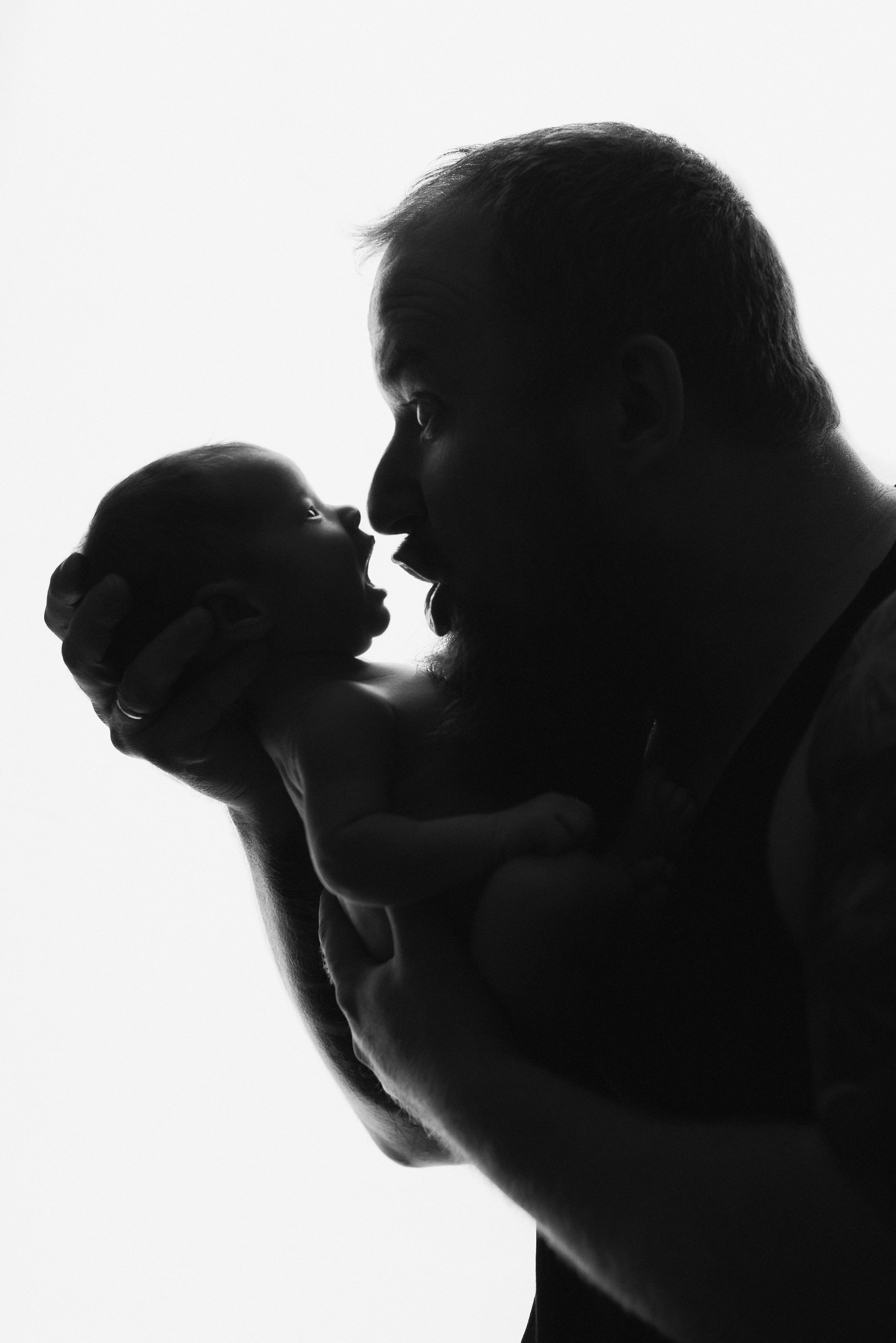 Фотосъемка новорожденного. Фотограф беременности, новорожденных и детей до года в Челябинске Волк