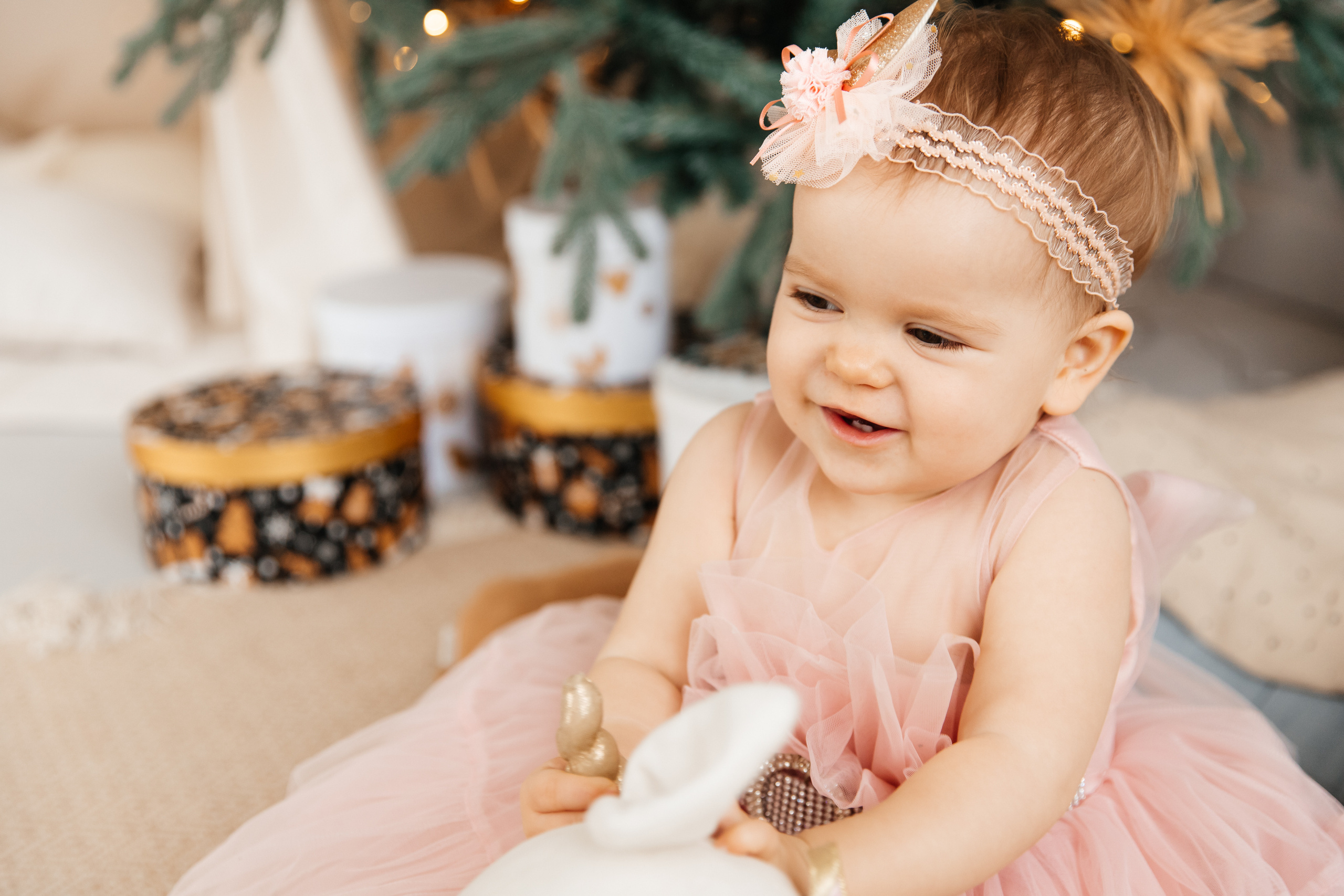 Ani's first new year. ФОТОГРАФ