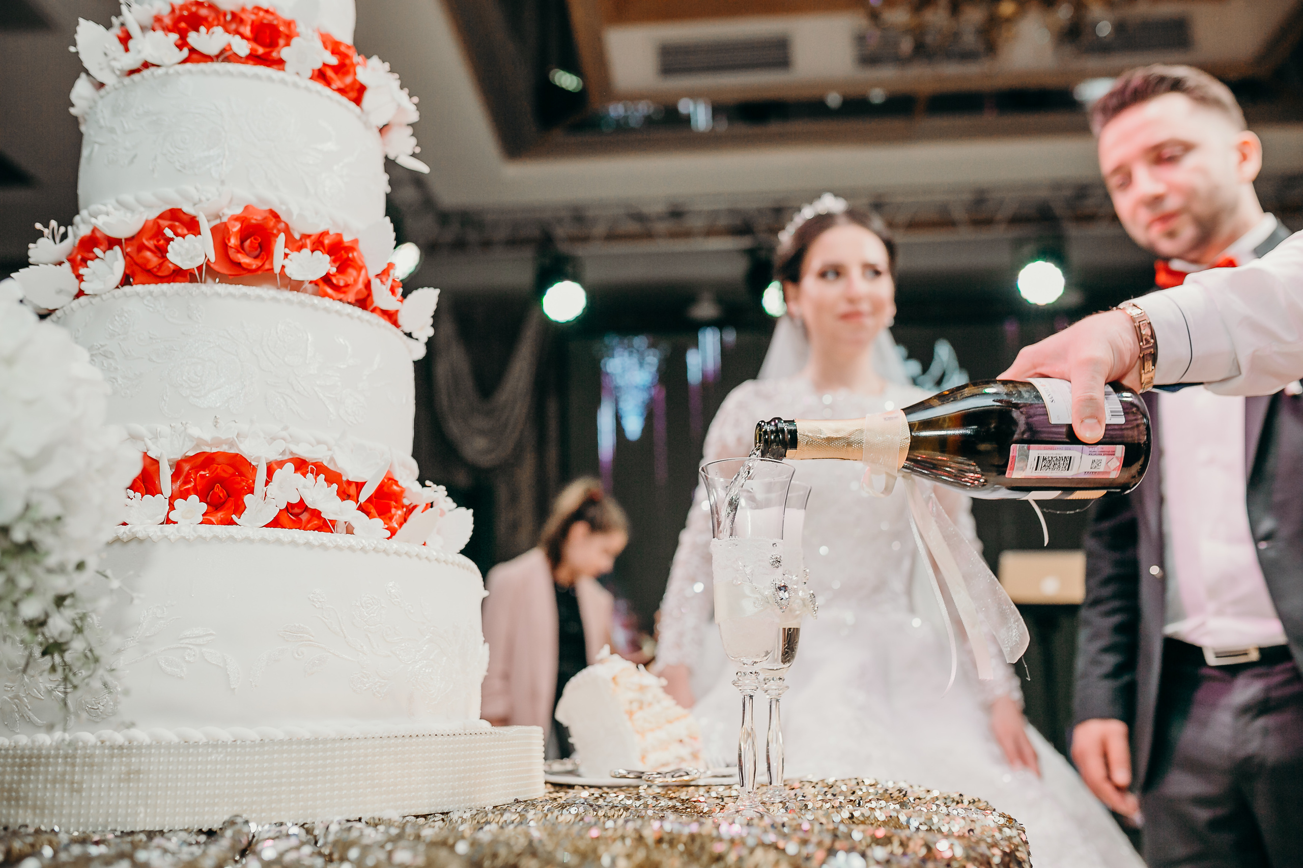 Свадебный фотограф на венчание в армянском Храме