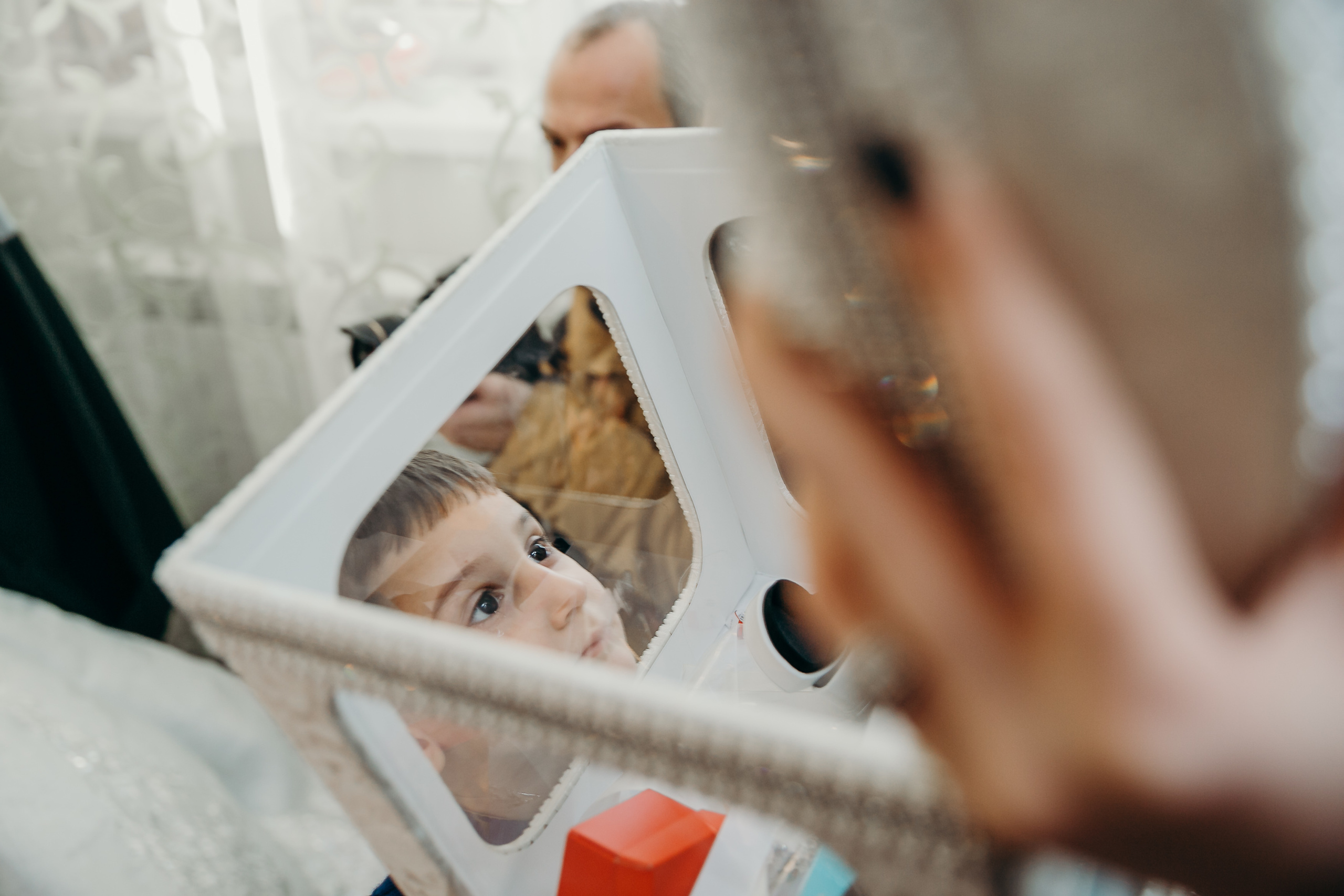 Свадебный фотограф на венчание в армянском Храме
