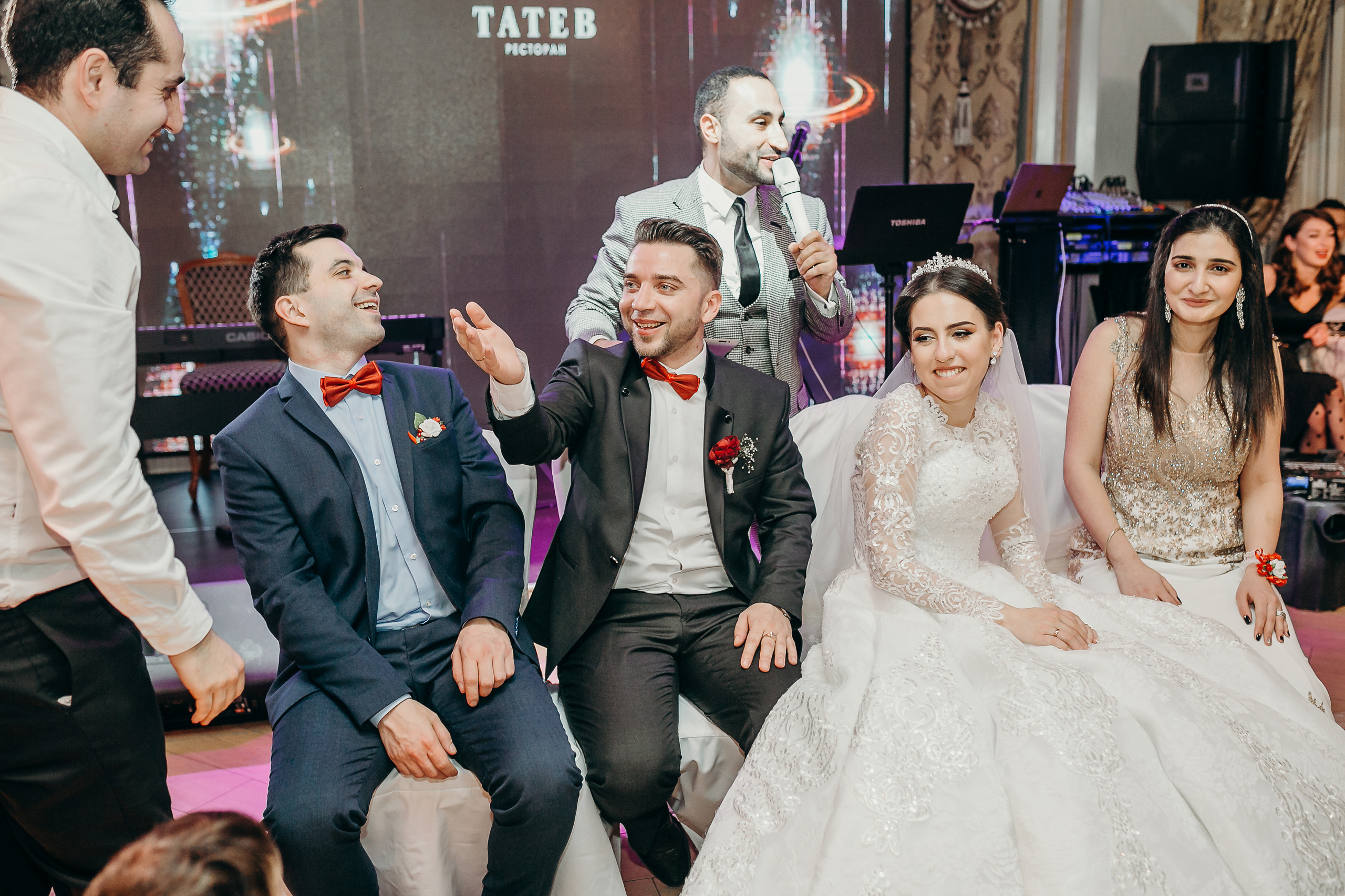 Свадебный фотограф на венчание в армянском Храме