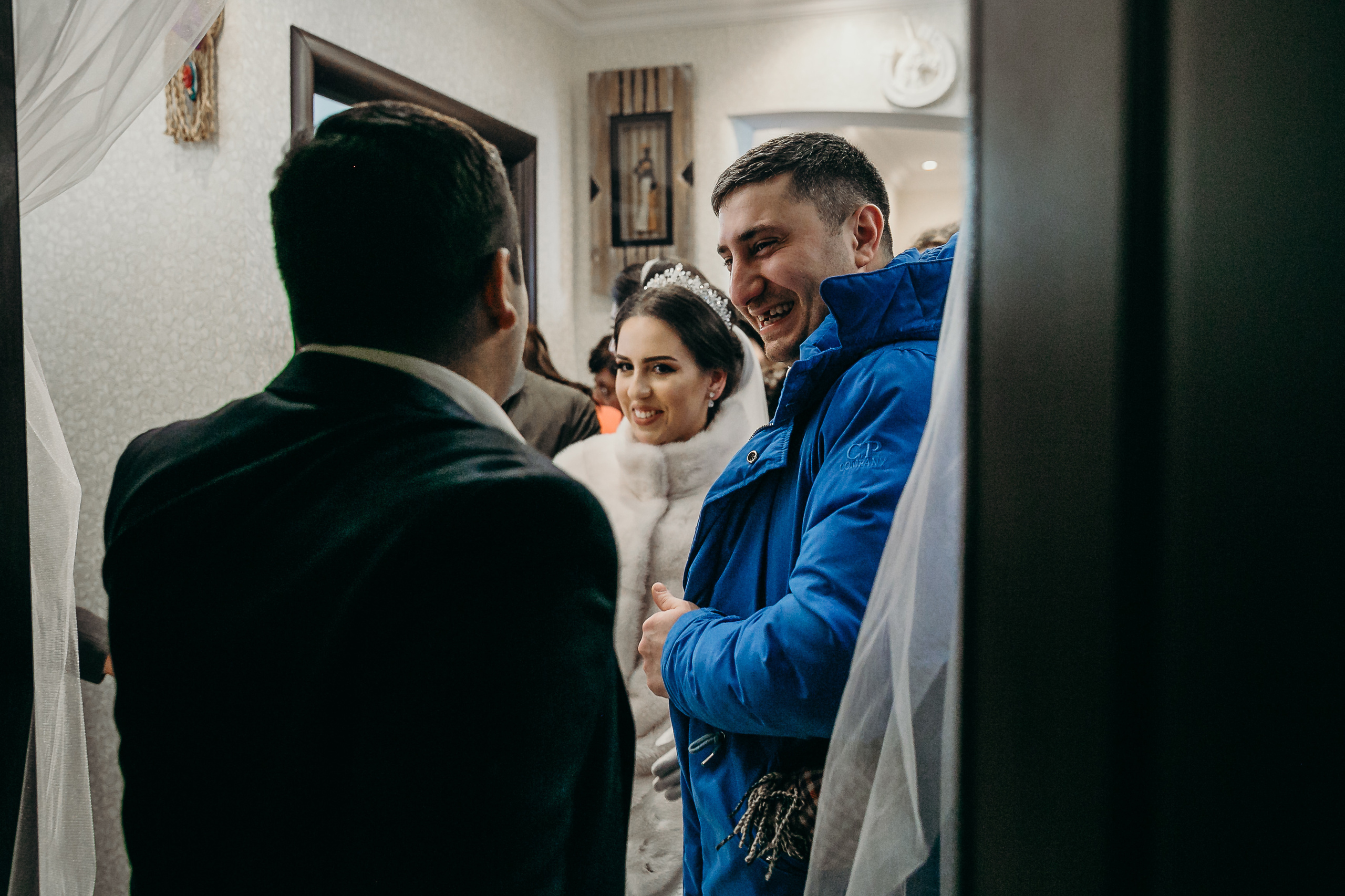 Свадебный фотограф на венчание в армянском Храме