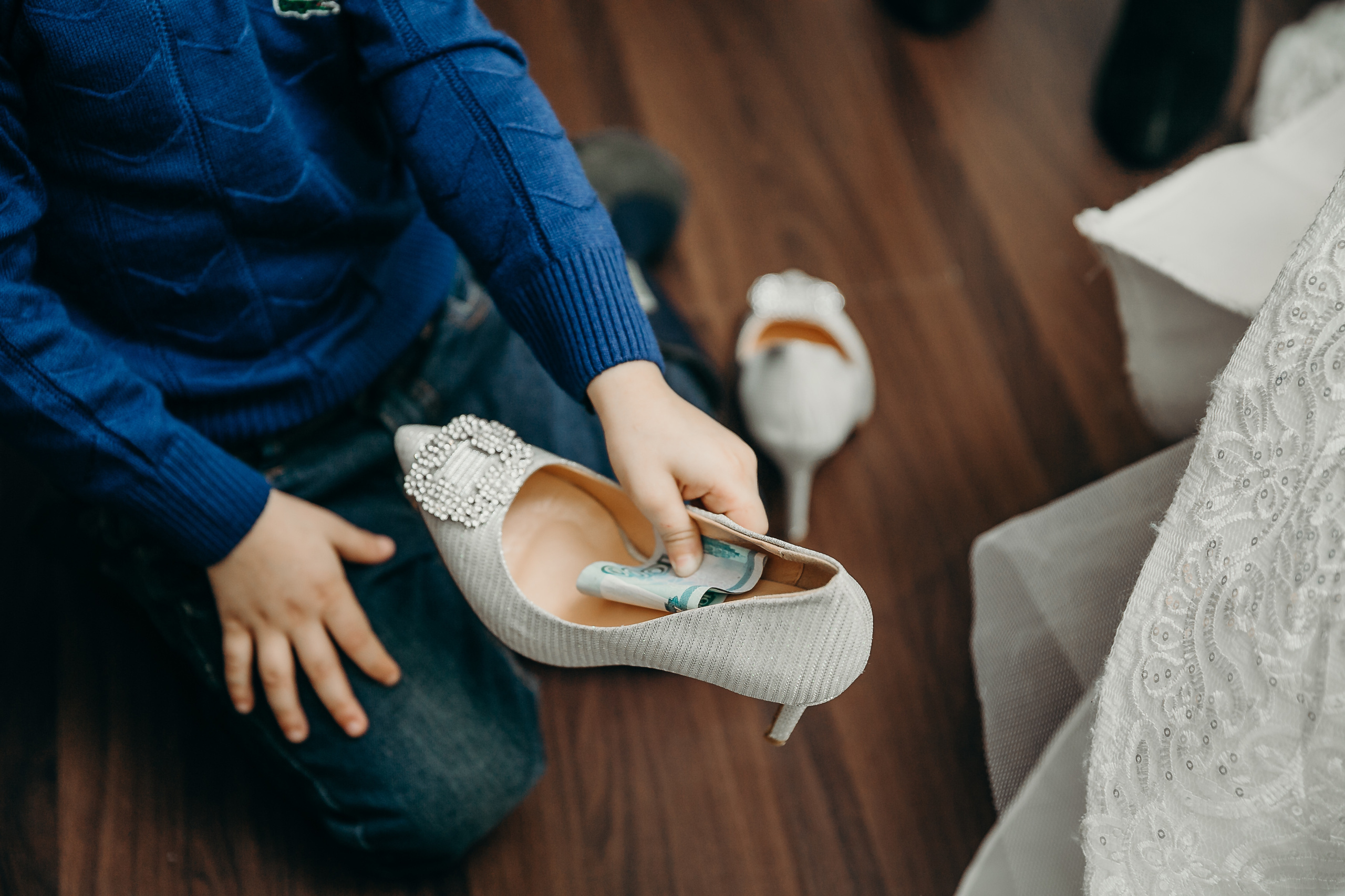 Свадебный фотограф на венчание в армянском Храме