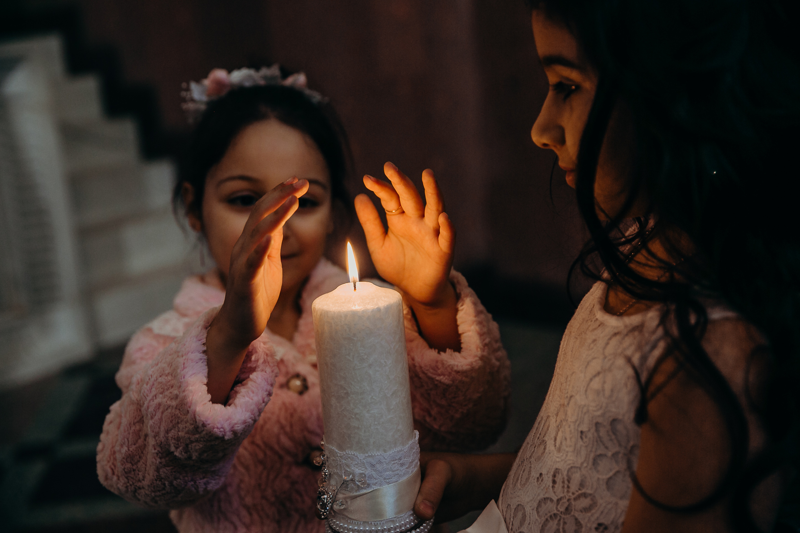 Свадебный фотограф на венчание в армянском Храме