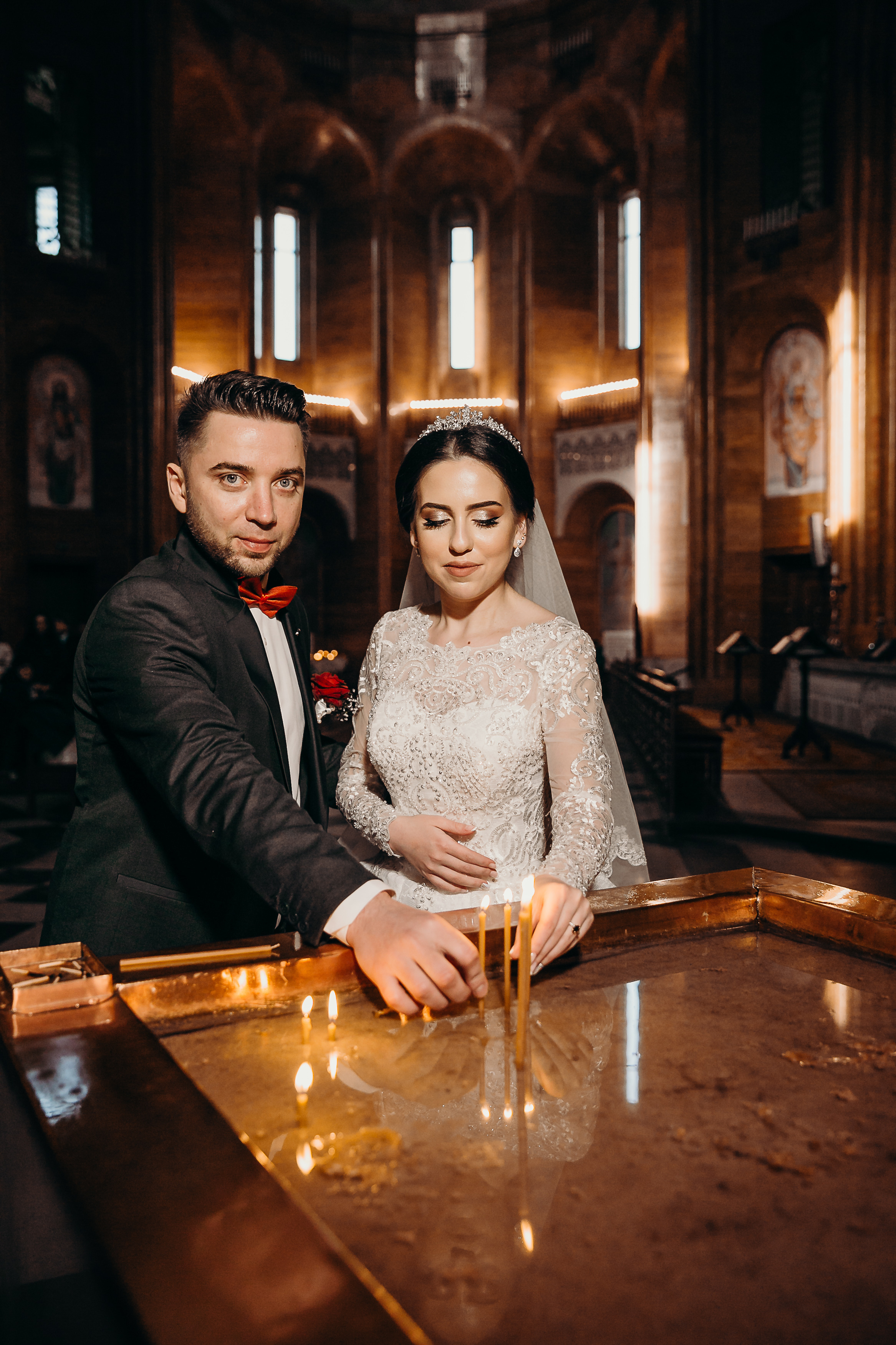 Свадебный фотограф на венчание в армянском Храме