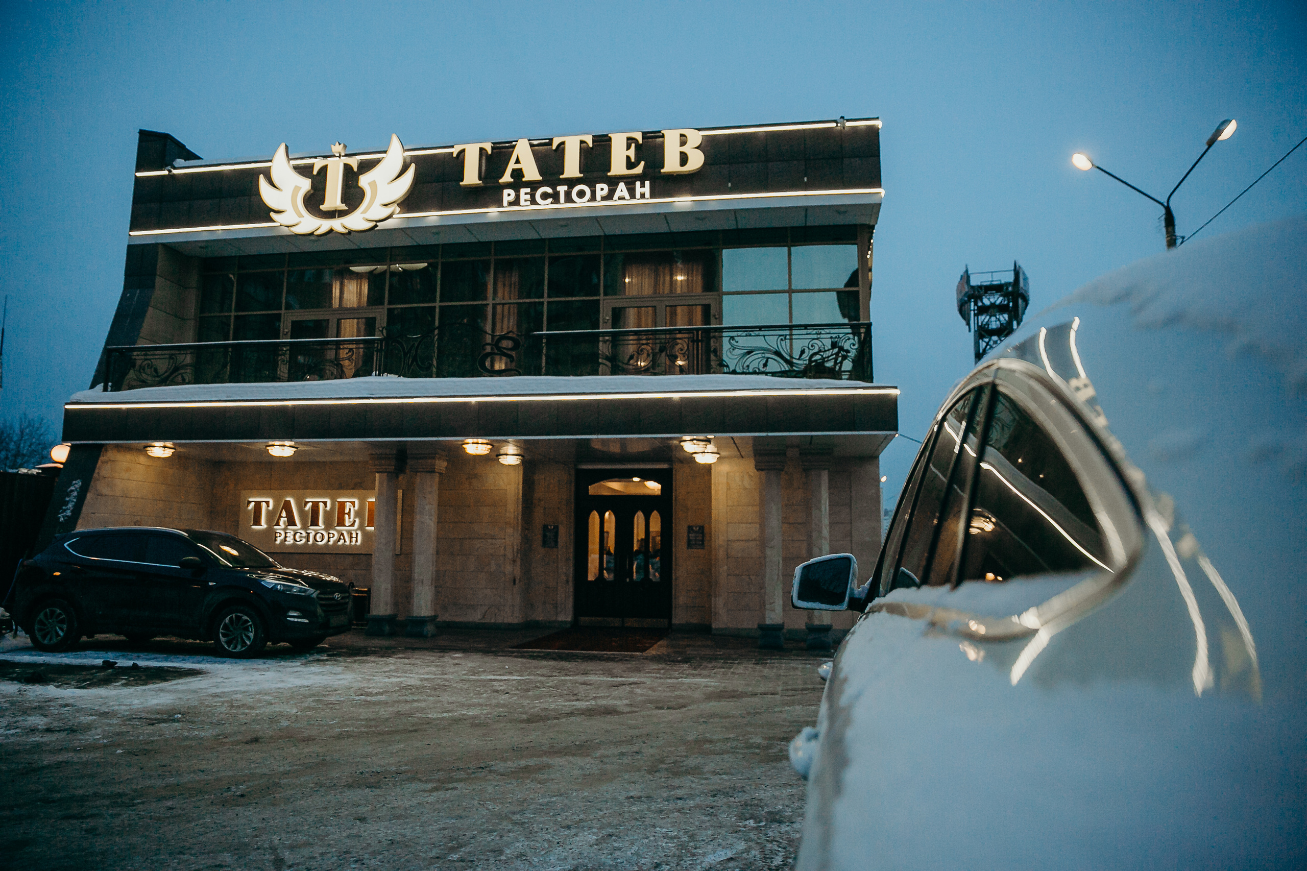 Свадебный фотограф на венчание в армянском Храме