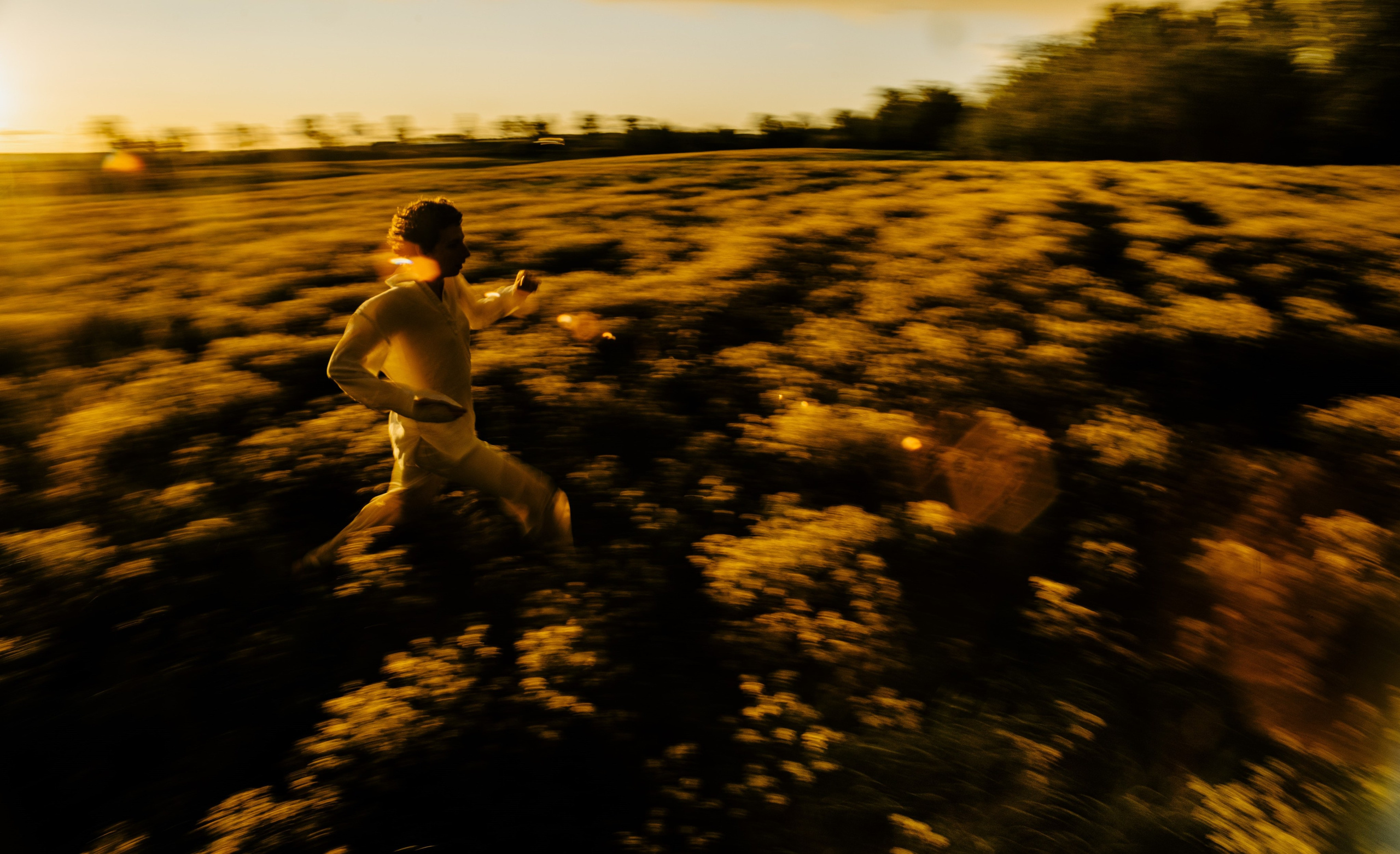 Beyond the line (colour). Metelevphoto