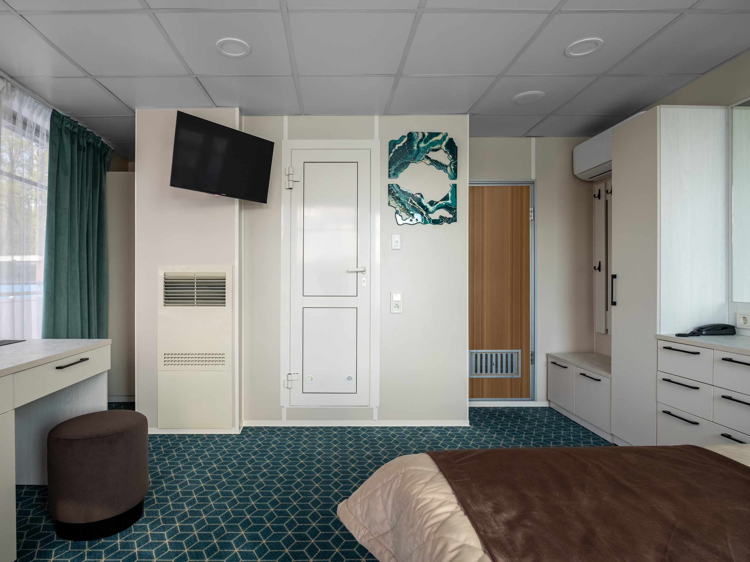 Инфофлот. Вячеслав Лазарев фотографирую интерьеры