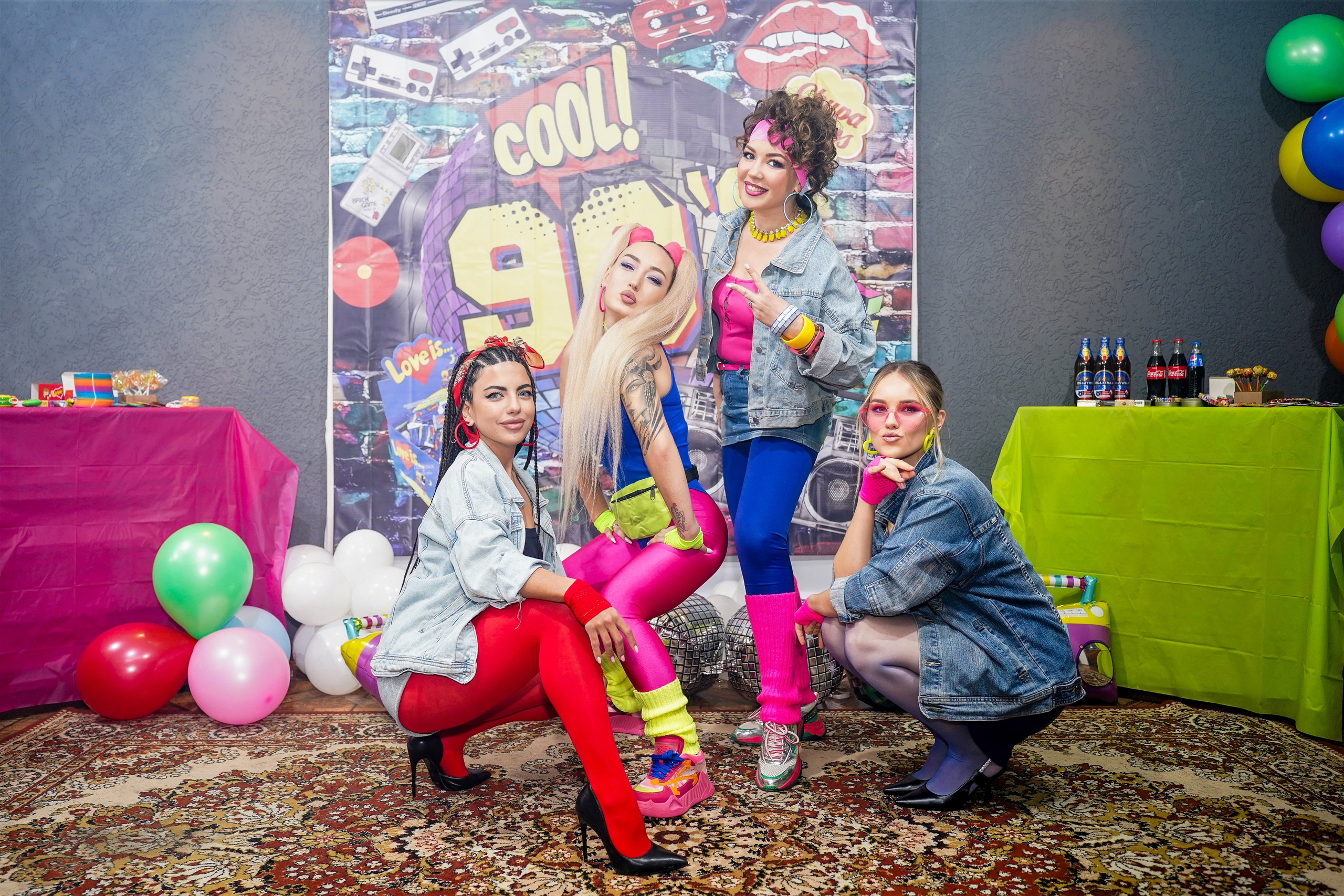 День Рождения в стиле 90-х. Фотограф Новороссийск | Геленджик и ЮФО Эльвина Ясинская