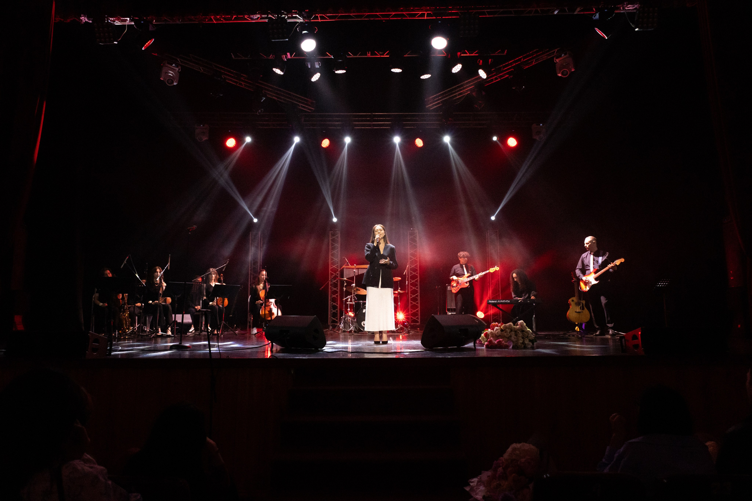 Концерты. Валерия, репортажный фотограф в г. Москва и г. Владикавказ