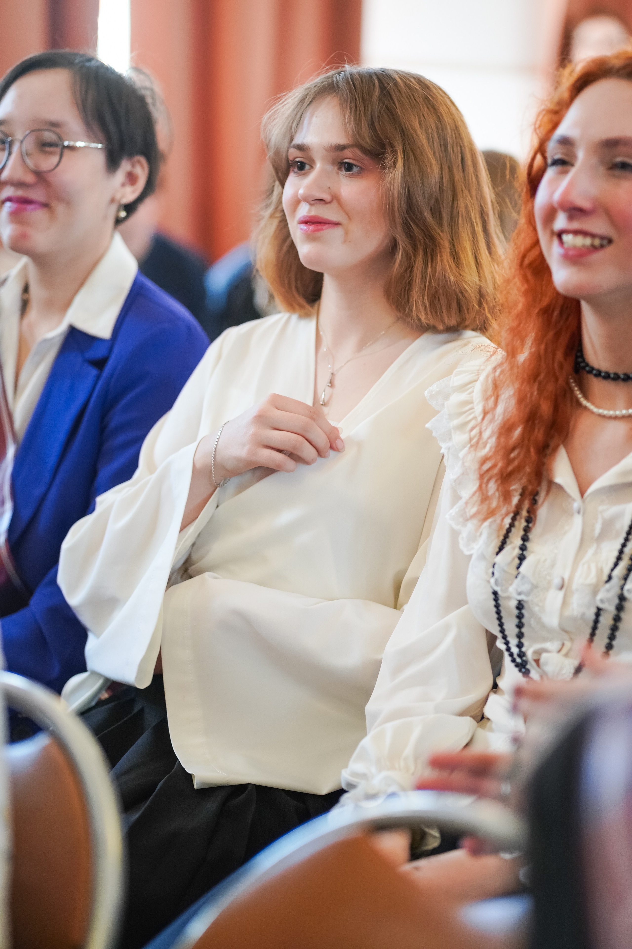 Выпускной 11 класс. Школьные альбомы и альбомы для детского сада. Юлия Осипова. Москва