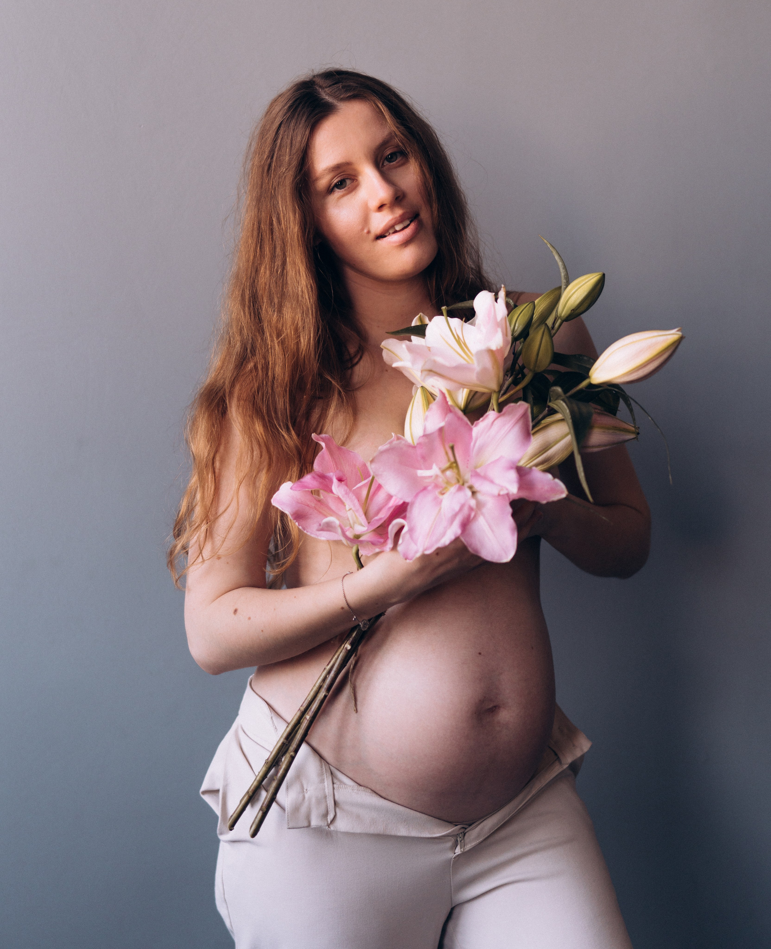 Студийная беременная фотосессия. Семейный, ньюборн фотограф, фотограф на роды в Москве, Виктория Тюльдюкова