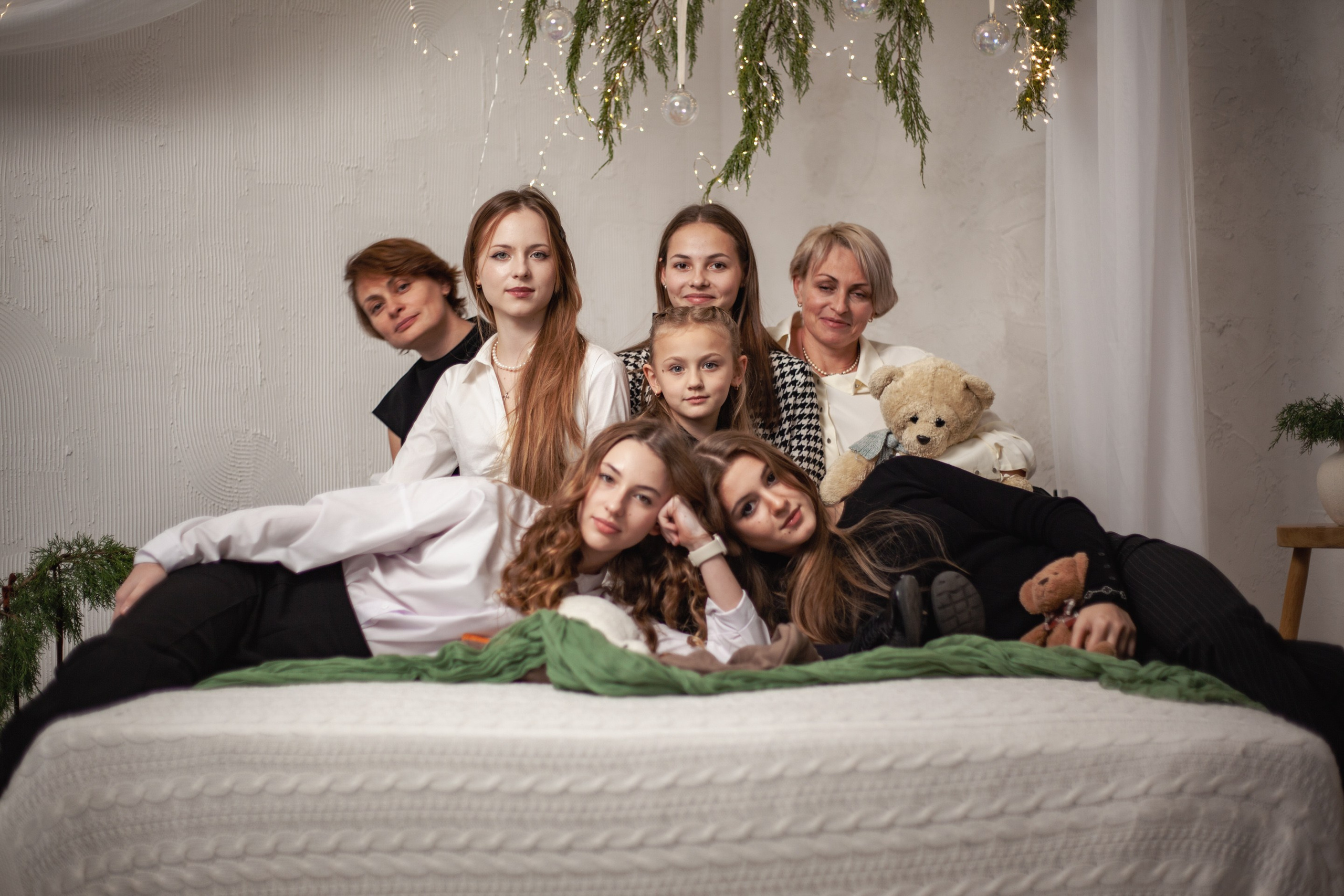 Новогодняя Студия. Уличный фотограф Города N