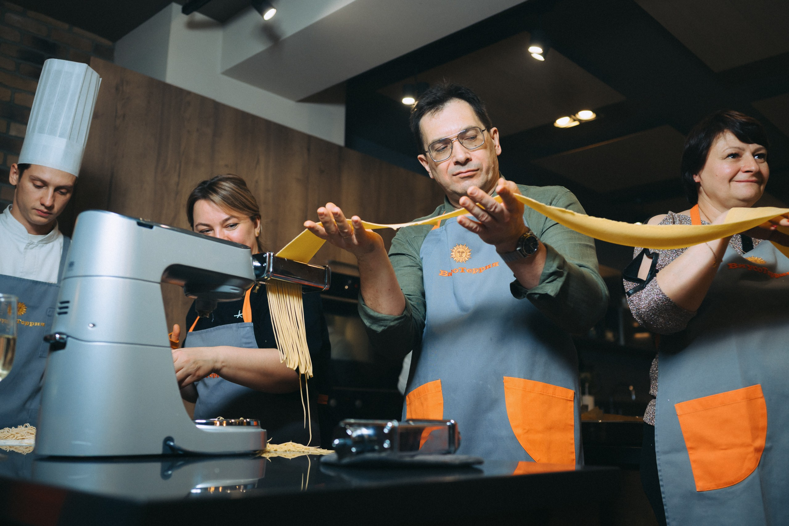 Корпоративы (сборник). Komonev