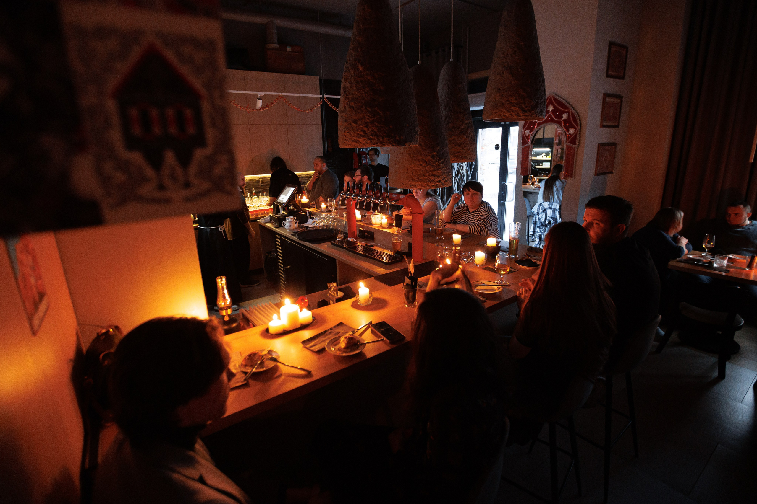 Гастроужин Поселенцы в гостях у Самозванцев