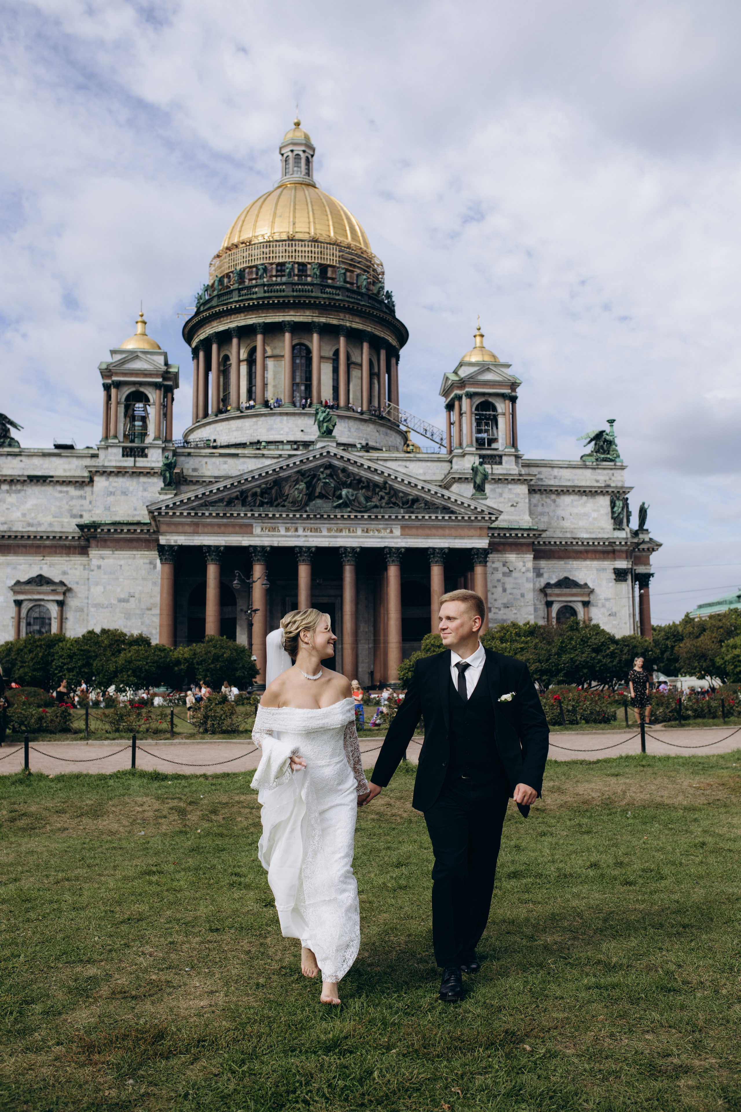 Свадебная регистрация в Загсе на Английской Набережной в Санкт-Петербурге. Фотограф в Санкт-Петербурге Разиля Идиятуллина