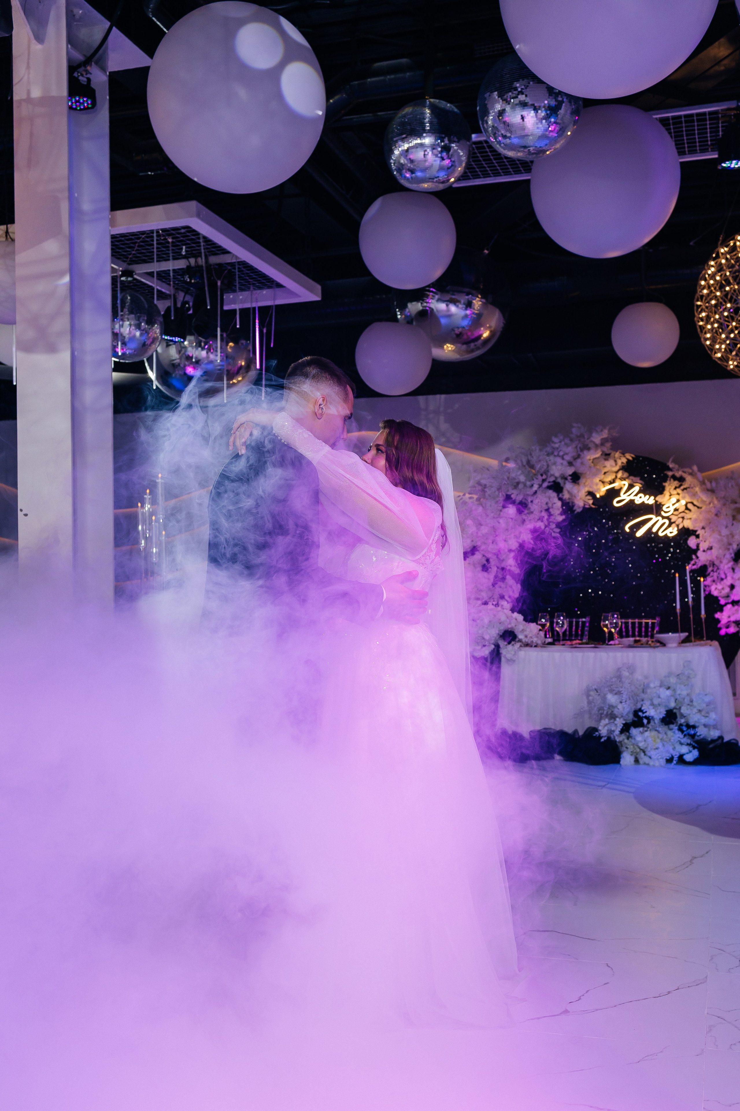 Романтическая фотосессия в исторической усадьбе. Олег Сверчков | Свадебный фотограф Вологда