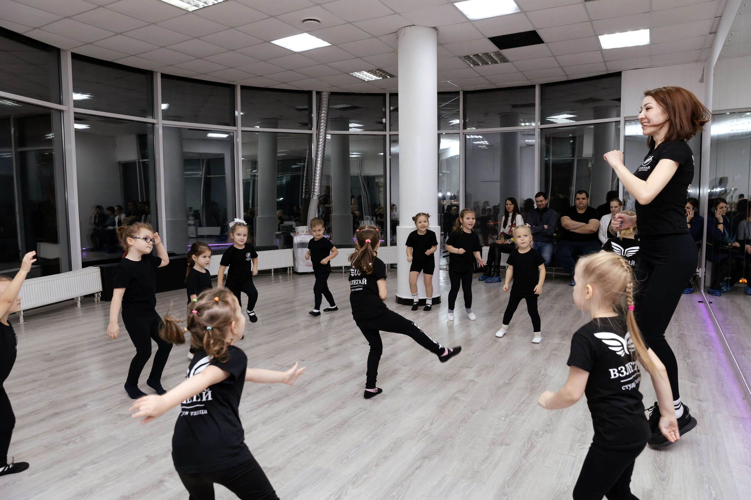 Студия «Взлетай». Открытый урок. Семейный фотограф — Макс Белогрудов