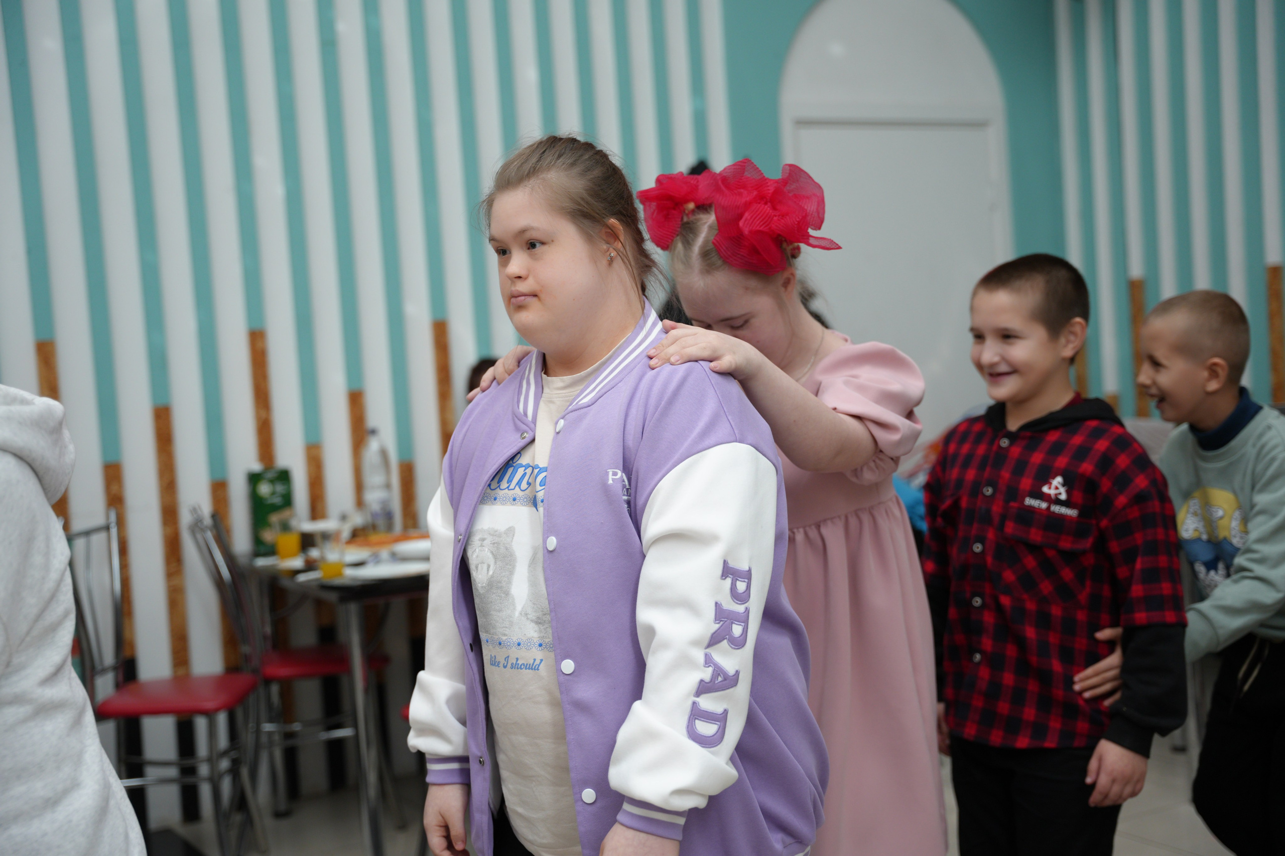 Социально —благотворительная акция «Ты в этом мире не один», посвященная Международному дню инвалидов. ВЫПУСКНЫЕ АЛЬБОМЫ, Школьный фотограф, семейный и свадебный в Саратове и области Ольга Плаксина