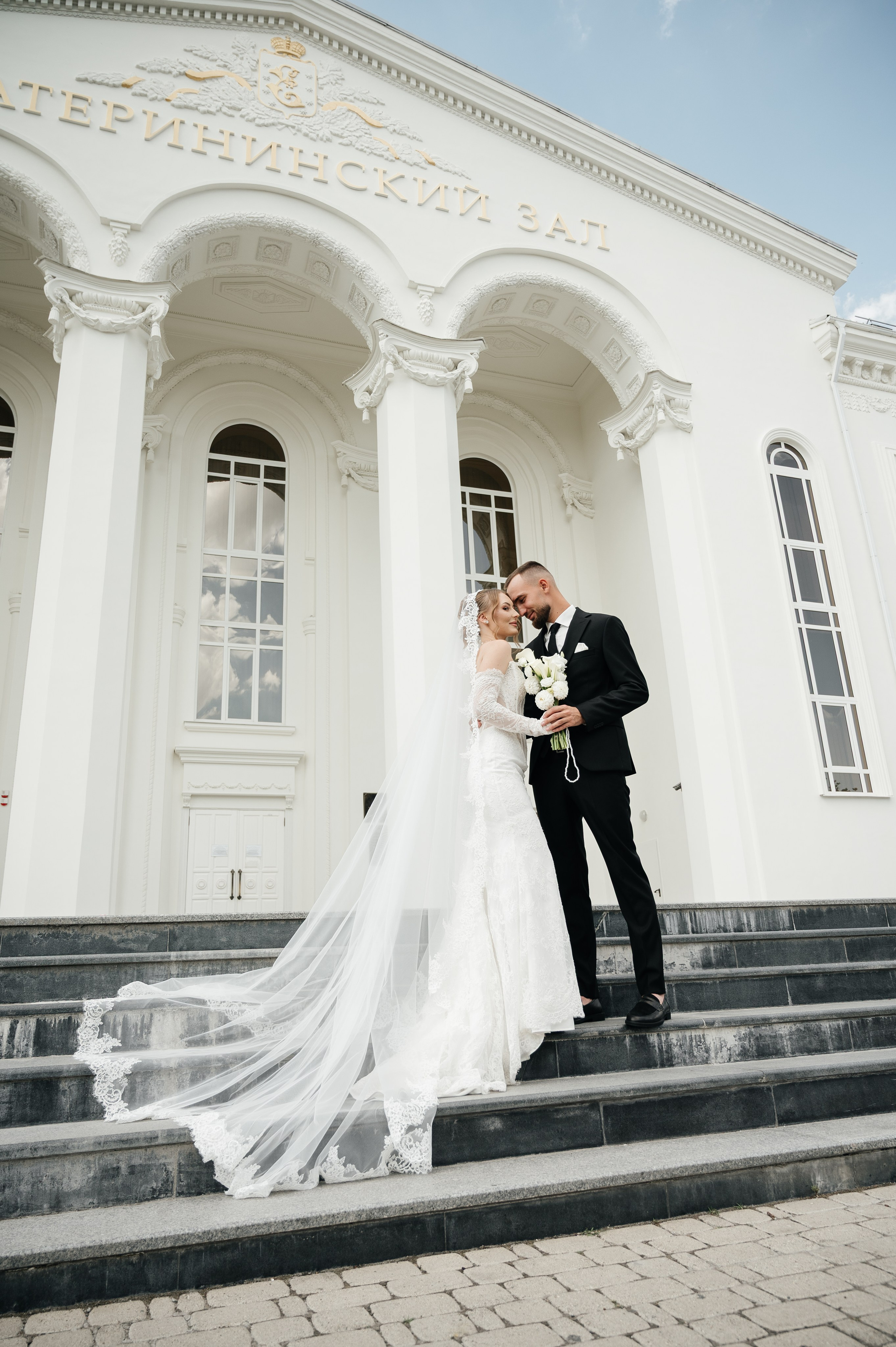 Виктор и Валерия (загс). Свадебный и семейный фотограф в Краснодаре Алина Мельник