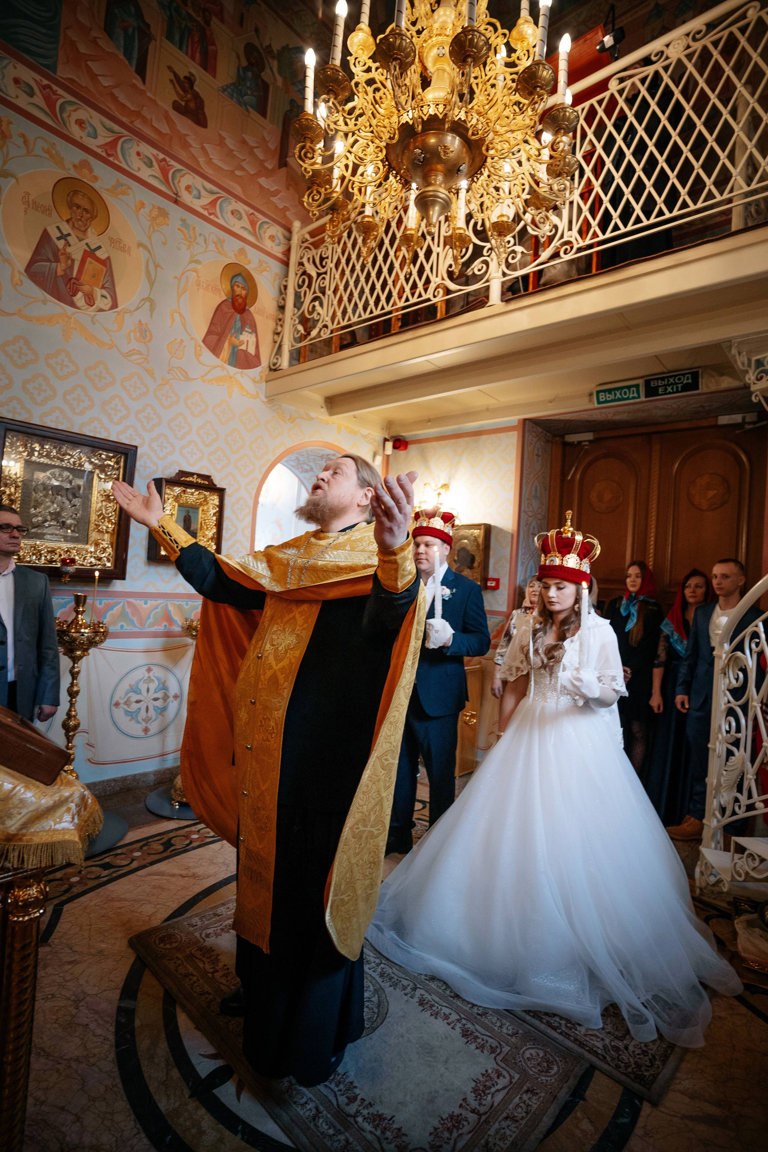 Таинство Венчания в ХРАМЕ БЛАЖЕННОЙ МАТРОНЫ, фотограф на венчание