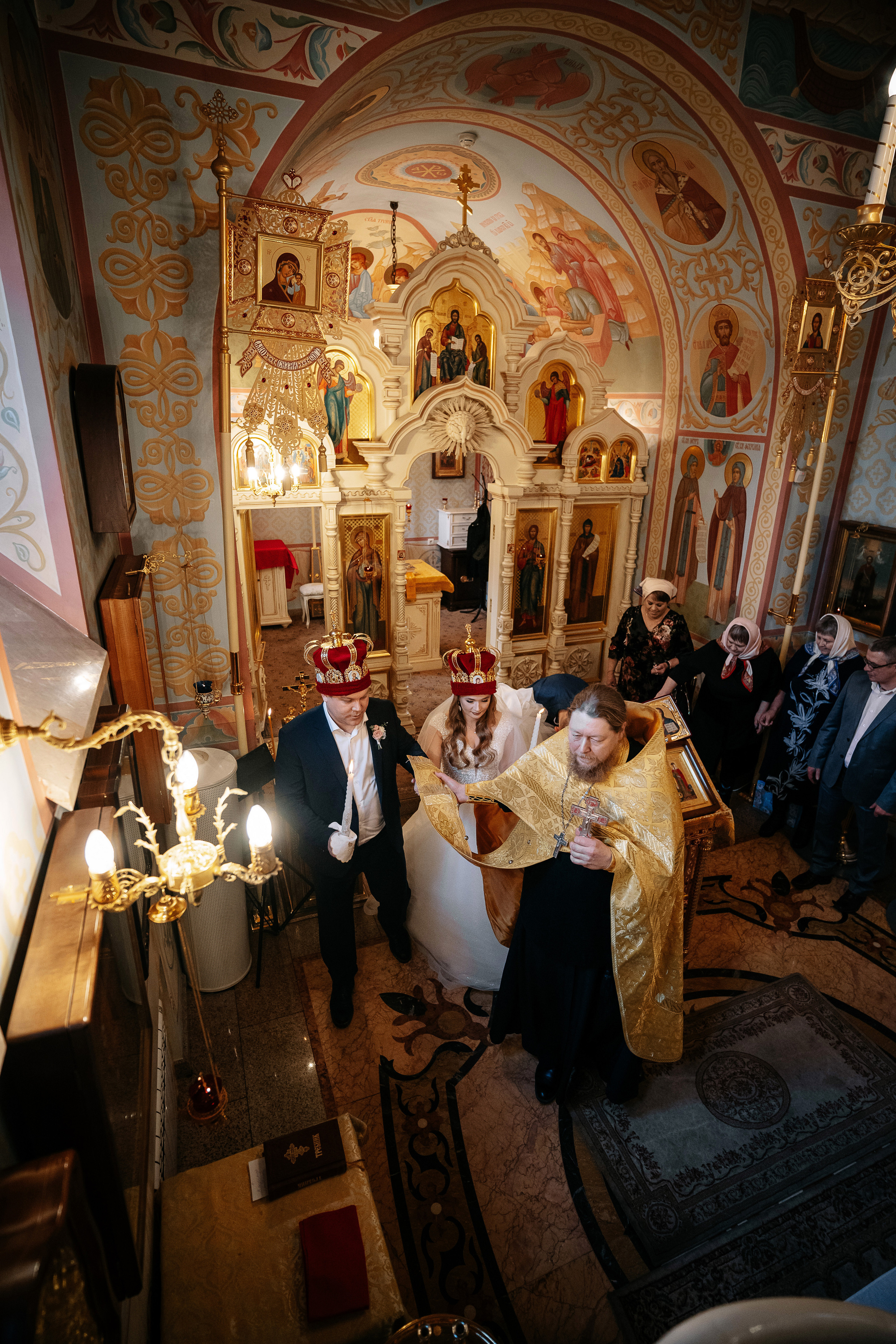 Таинство Венчания в ХРАМЕ БЛАЖЕННОЙ МАТРОНЫ, фотограф на венчание