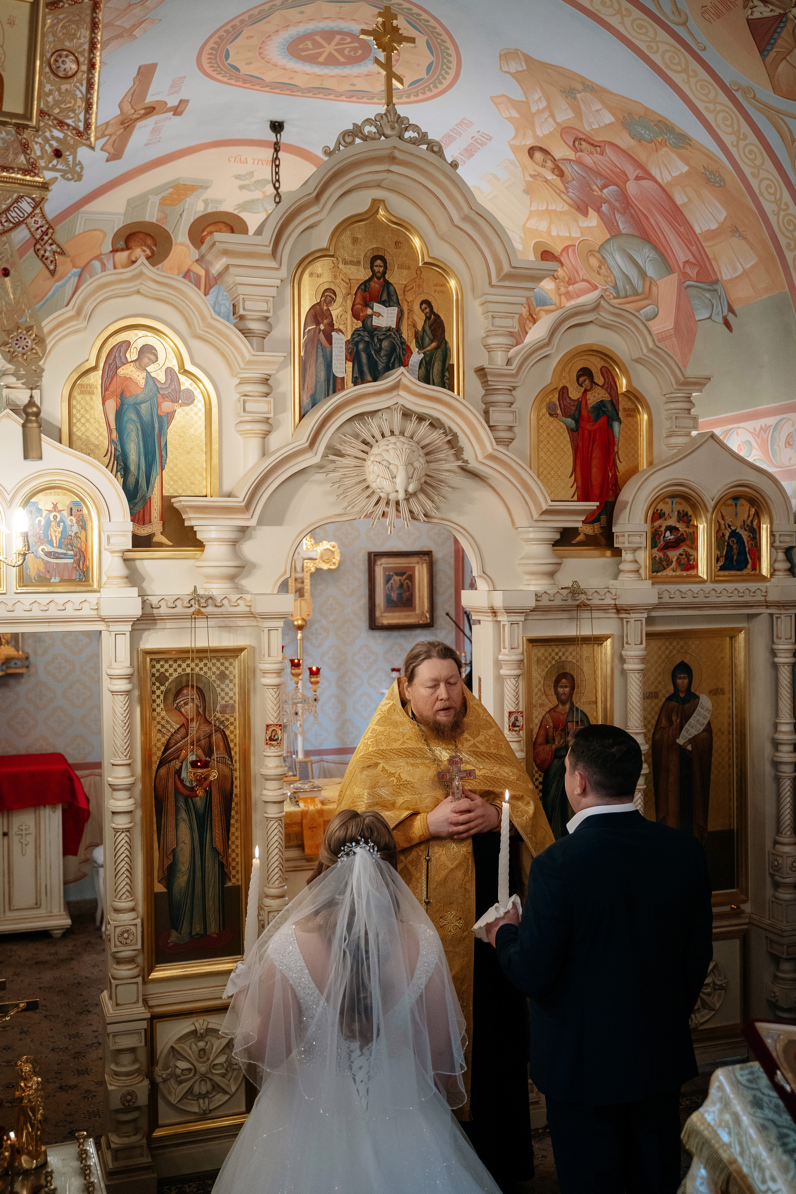 Таинство Венчания в ХРАМЕ БЛАЖЕННОЙ МАТРОНЫ, фотограф на венчание