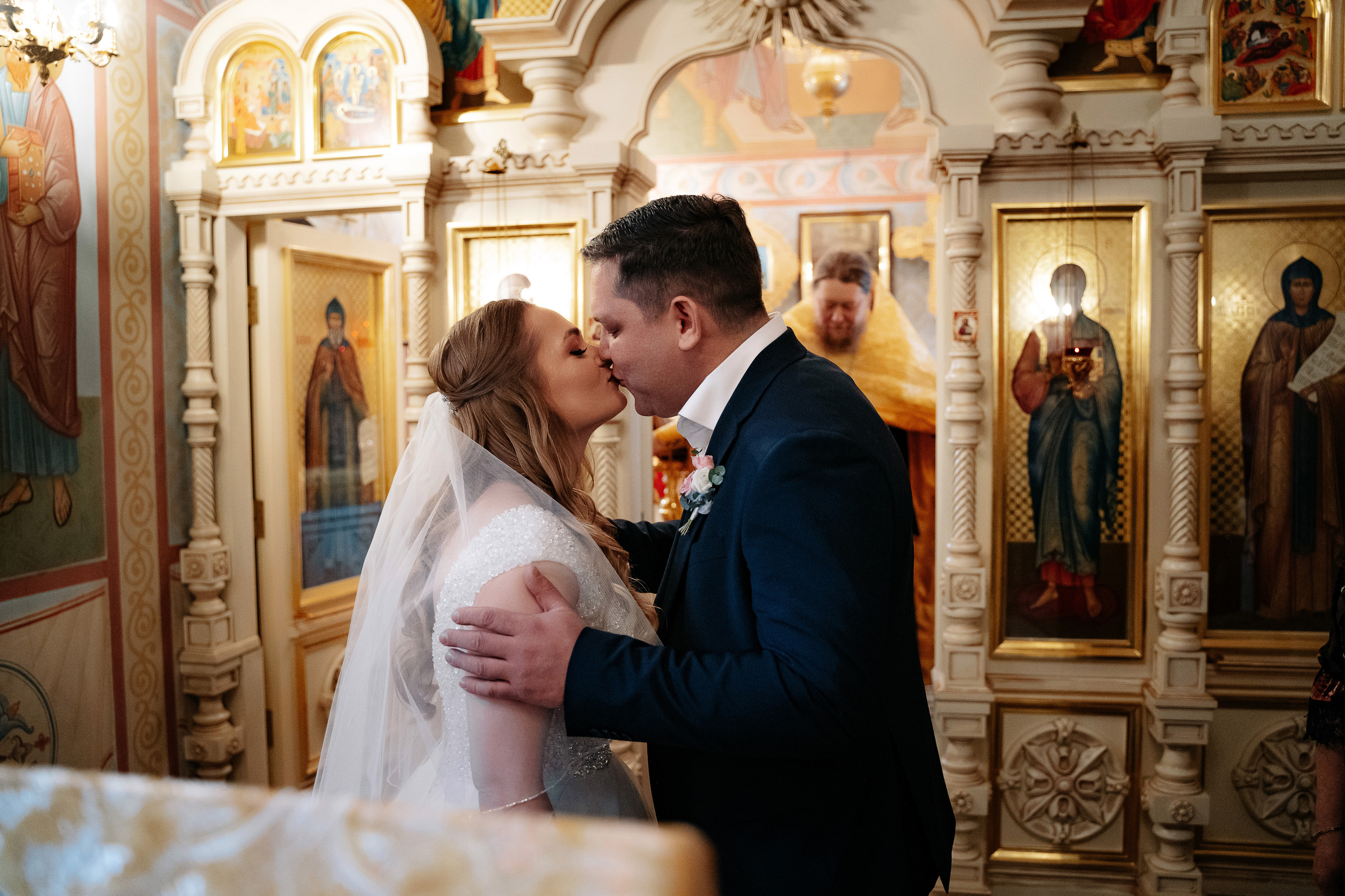 Таинство Венчания в ХРАМЕ БЛАЖЕННОЙ МАТРОНЫ, фотограф на венчание