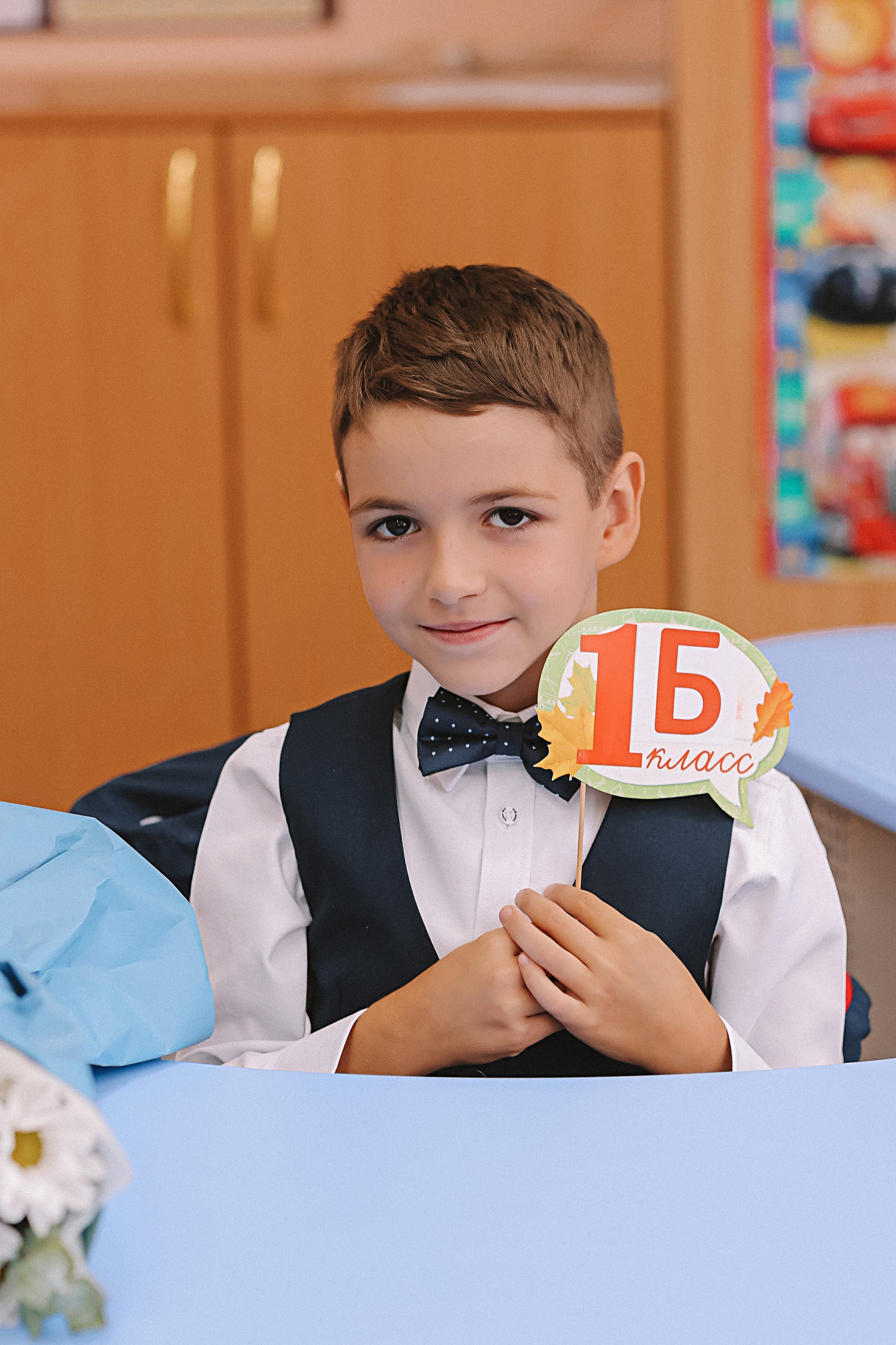 1 сентября линейка+кл час+портреты. Семейный фотограф Тюмень, фотограф на роды Салмина Мария